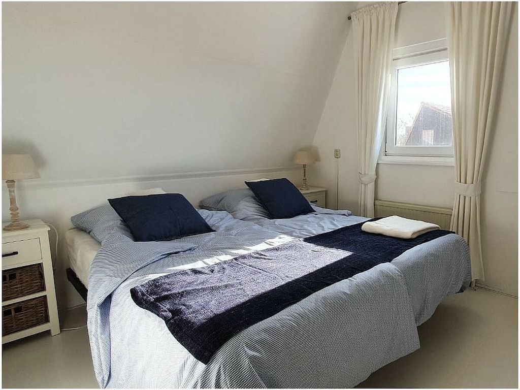 Een slaapkamer van 343024 in Julianadorp