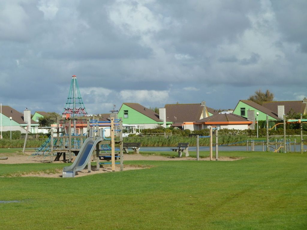32002 in PP Julianadorp aan Zee - Foto 15 van 21