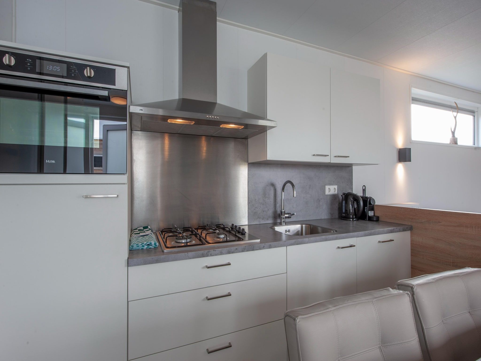 De keuken van Beach Resort Nieuwvliet-Bad 18 in Nieuwvliet-Bad