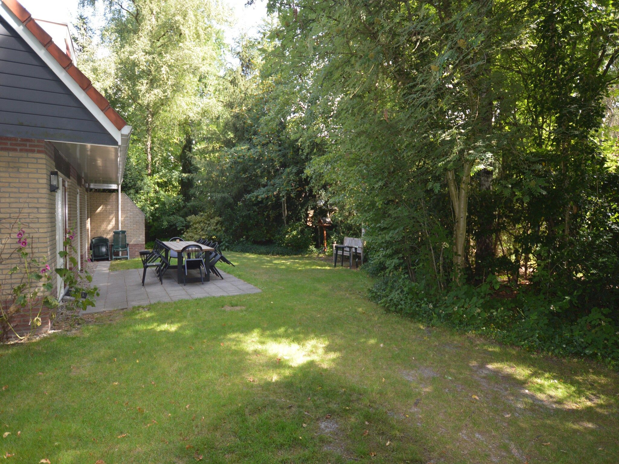 De tuin van Buitenplaats Berg en Bos nummer 43 in Overijssel