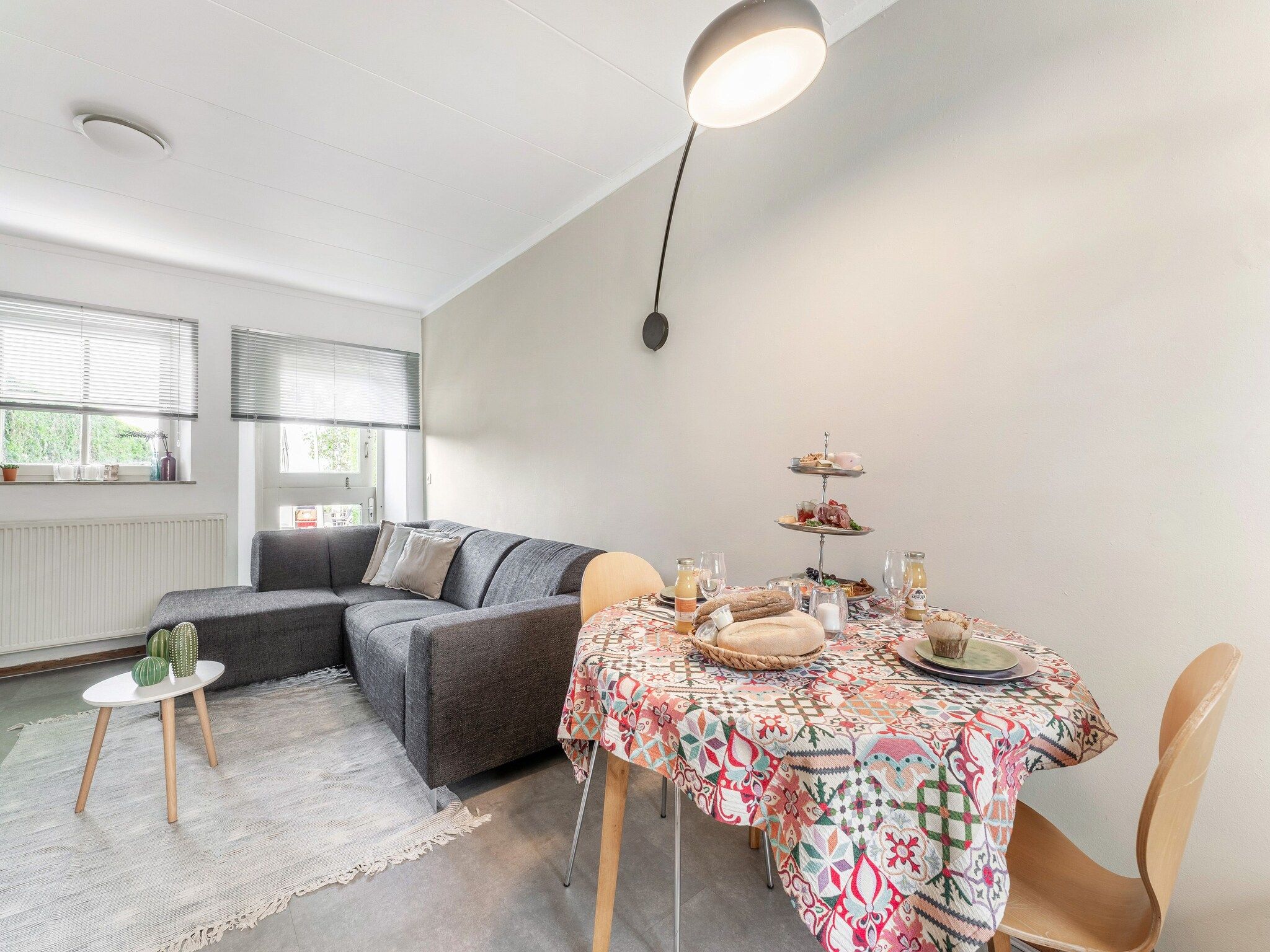 De eetkamer van Valleyview Cottages - NR01 in Voerendaal