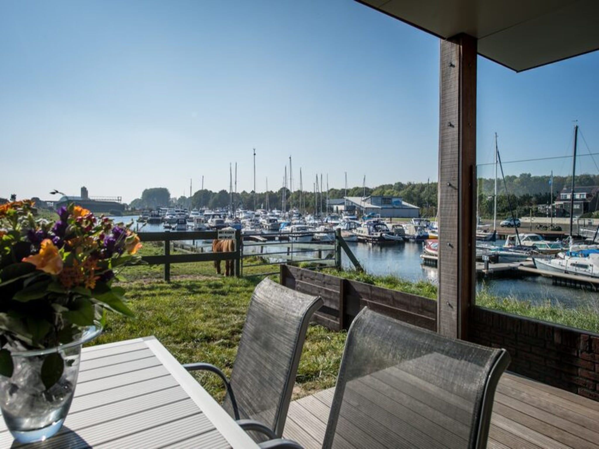 Waterlodge Blue Island in Kamperland - Foto 15 van 40