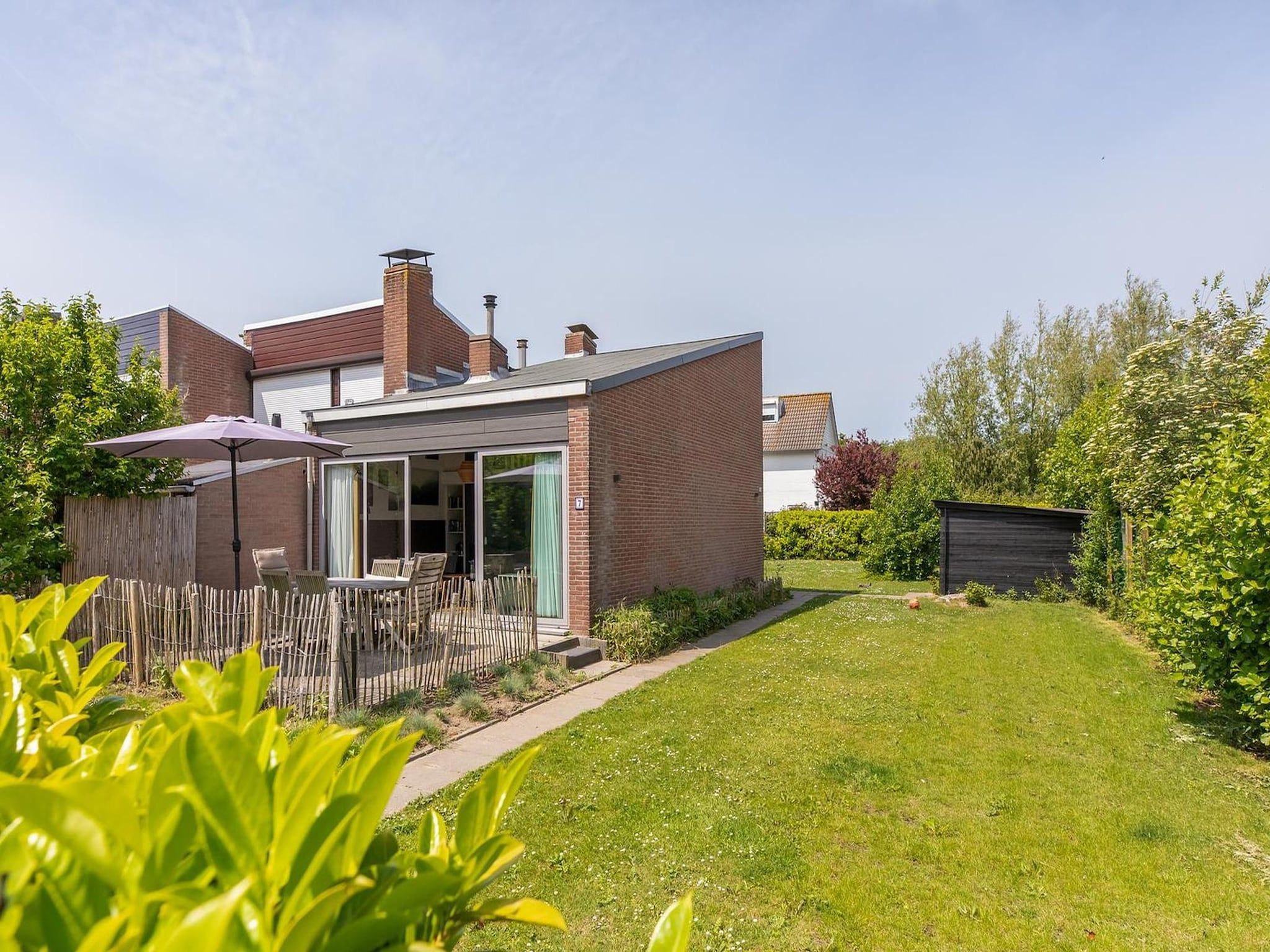 De tuin van Lepelblad 7 in Nieuwvlietbad