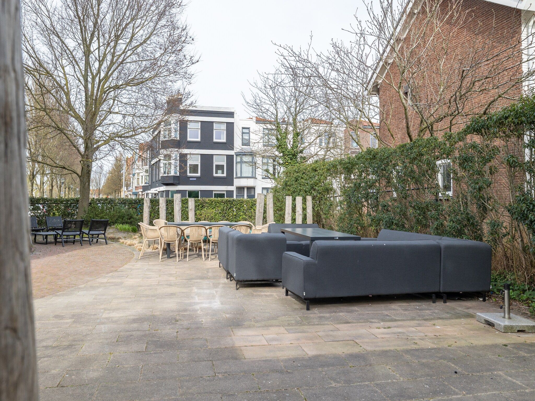De tuin van Watertoren Vlissingen 16 pax in Vlissingen