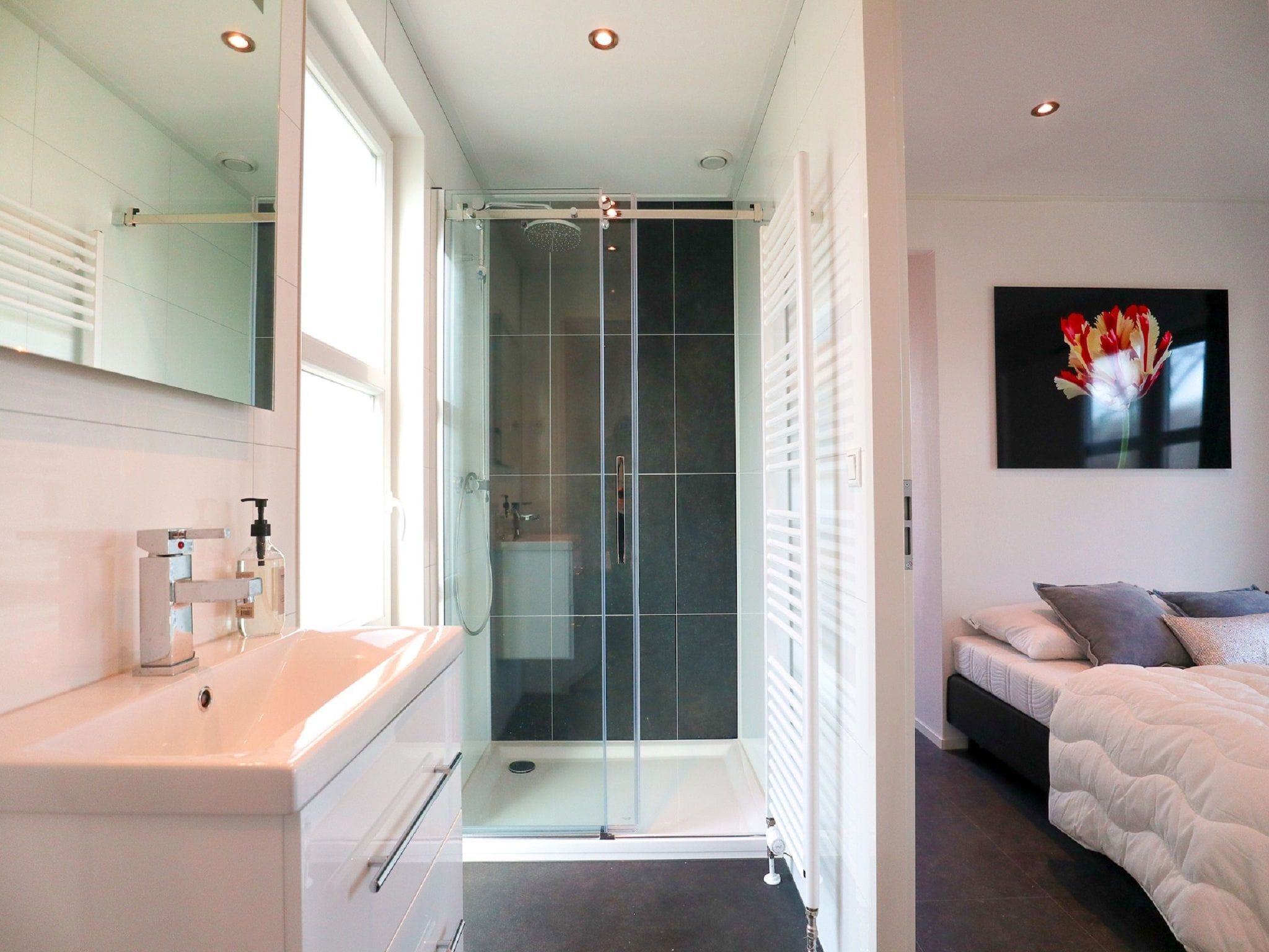 De badkamer van Cube Exclusif 4 in Olburgen