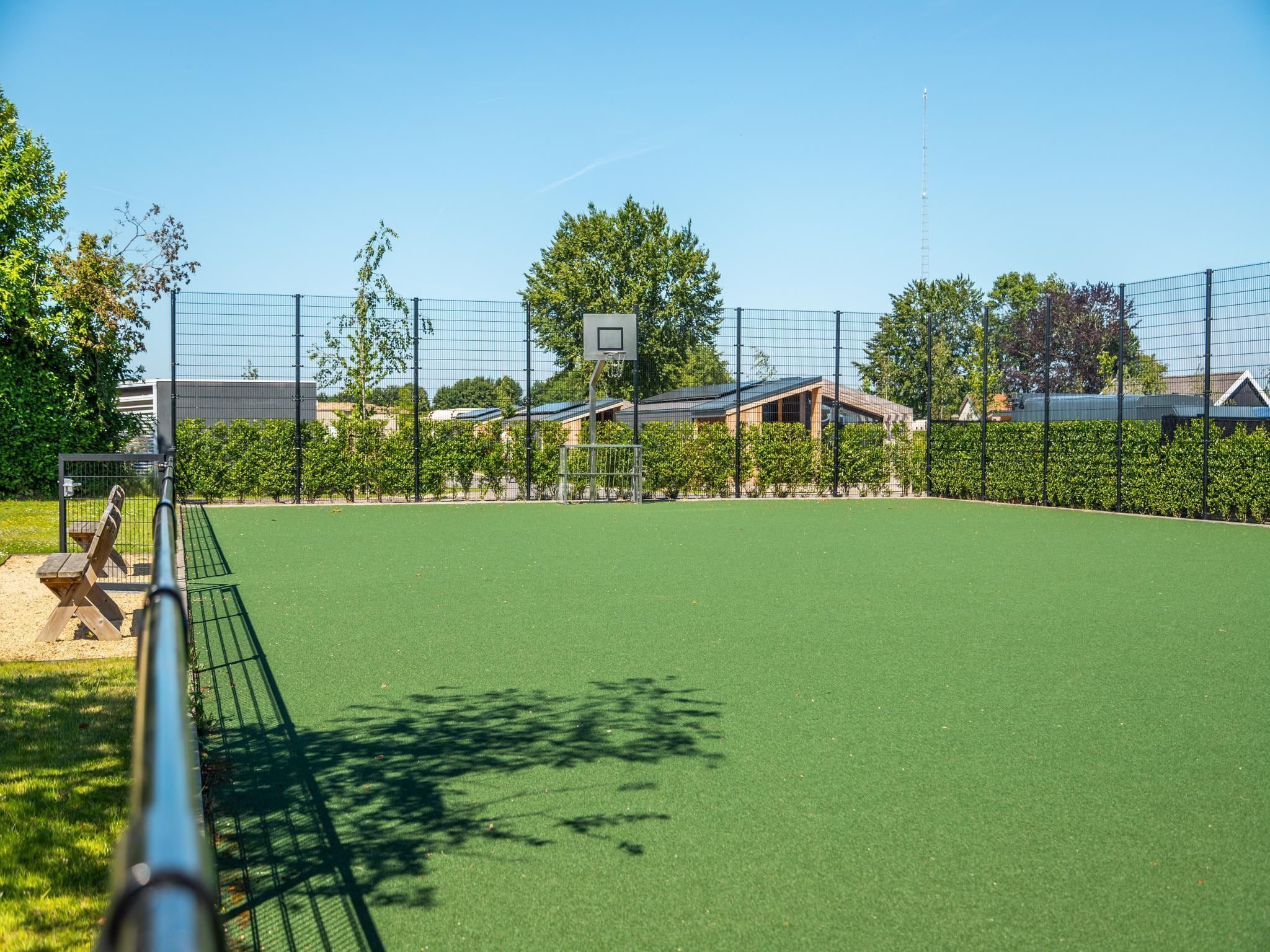 Parkfaciliteiten bij Cube la Mer 4 in Olburgen