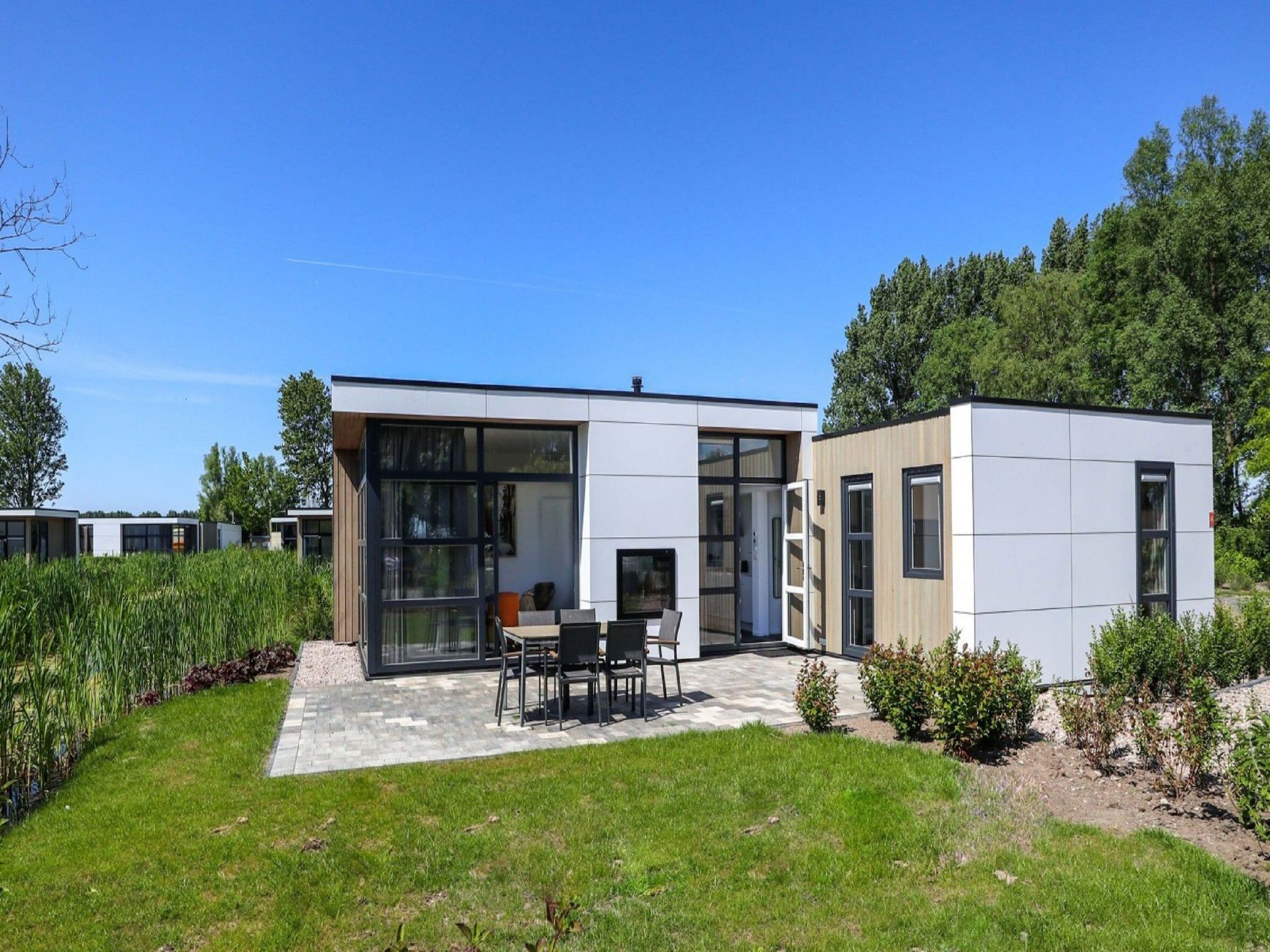 De buitenkant van L-Cube Plus 6 in Olburgen