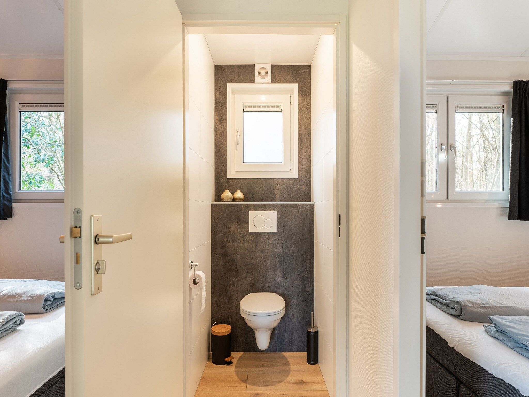 De badkamer van De Hooischuur in Hellendoorn in Hellendoorn