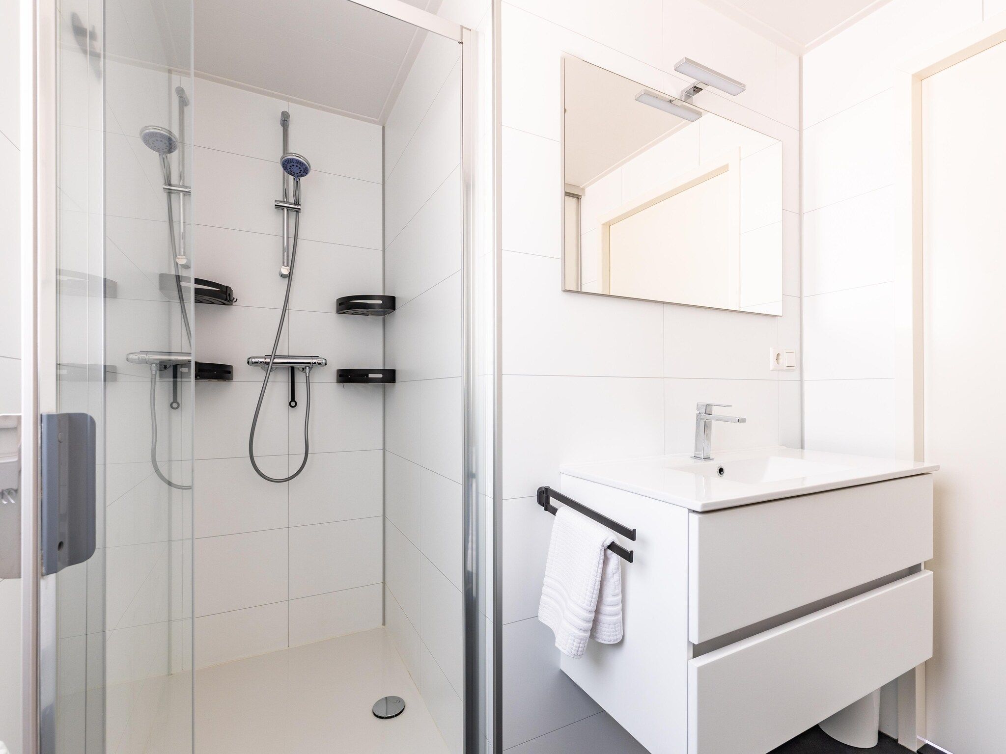 De badkamer van Vakantiepark Molenvelden 6 in Veldhoven