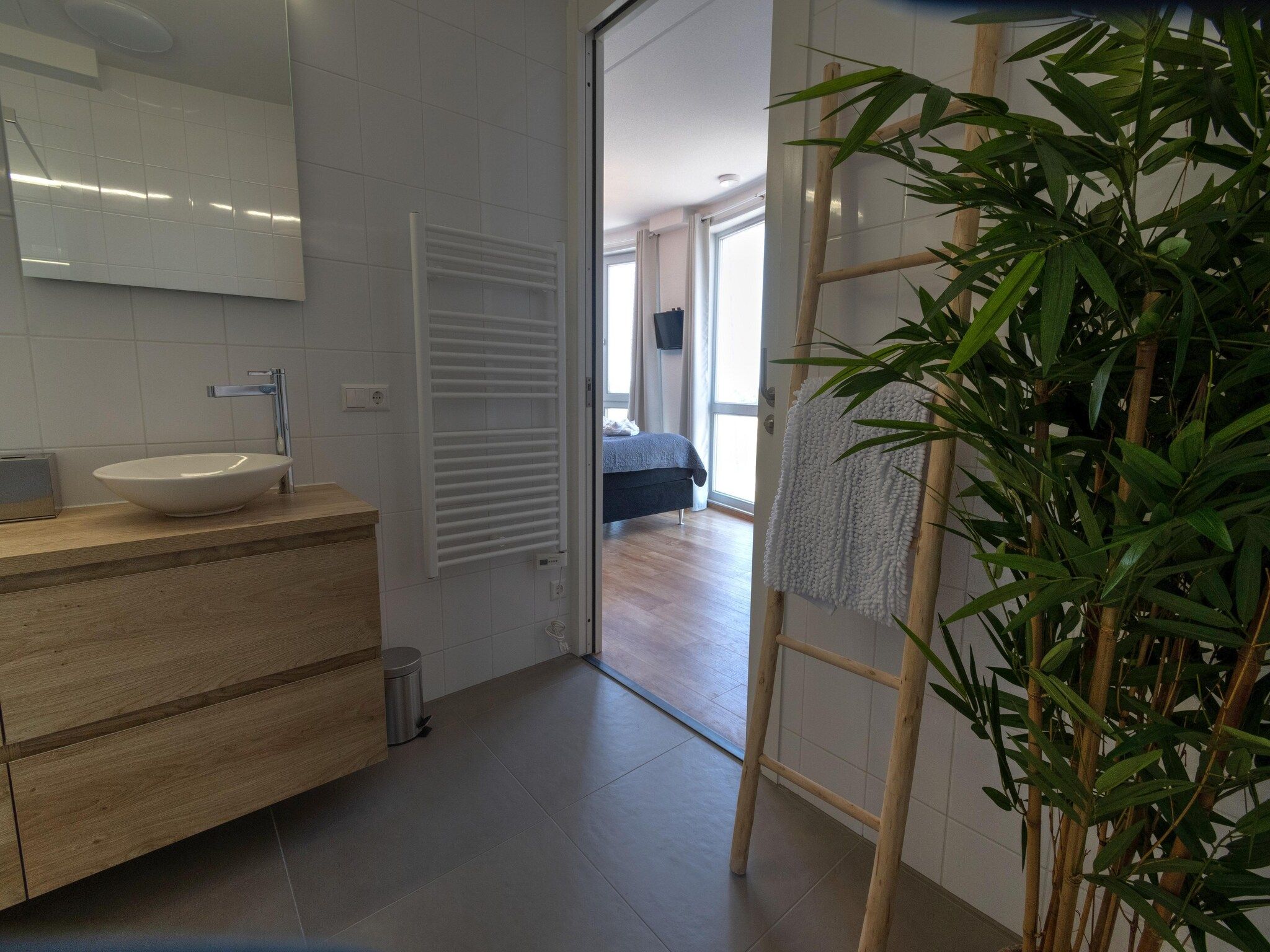 De badkamer van Casa Isla Bella in Scherpenisse
