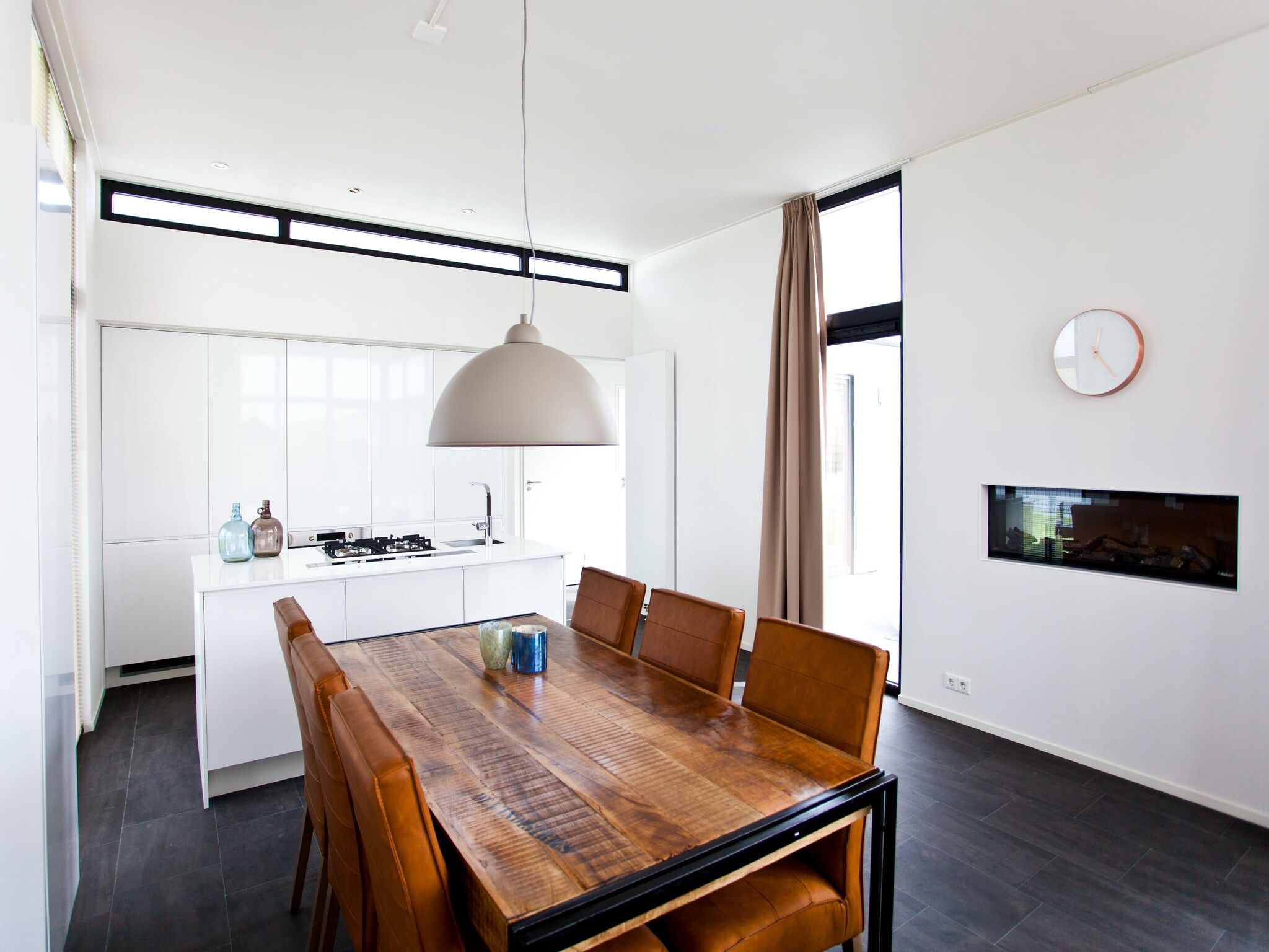 De eetkamer van L-Cube 6 in Breskens