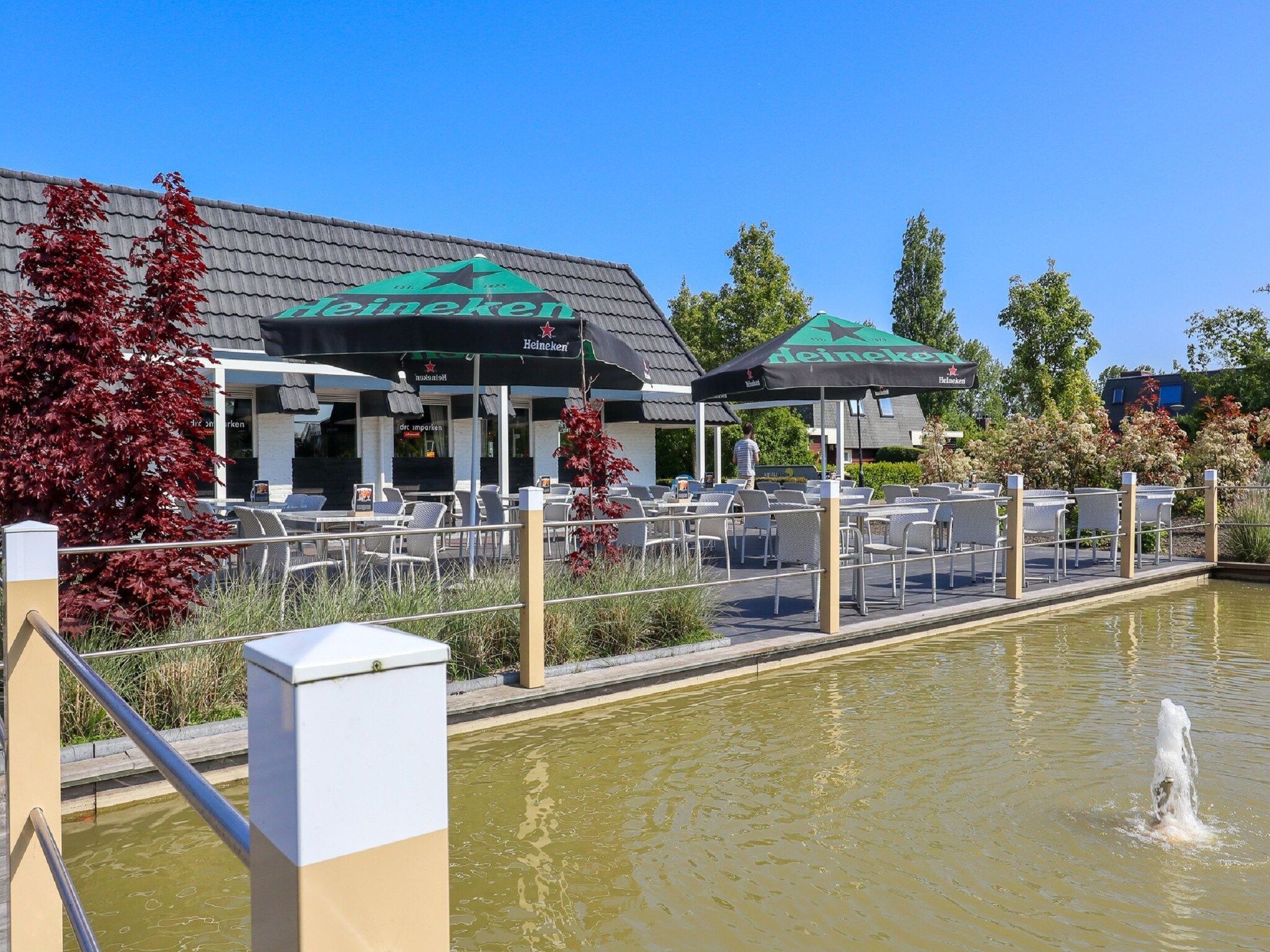 Parkfaciliteiten bij Unique 4 in Breskens