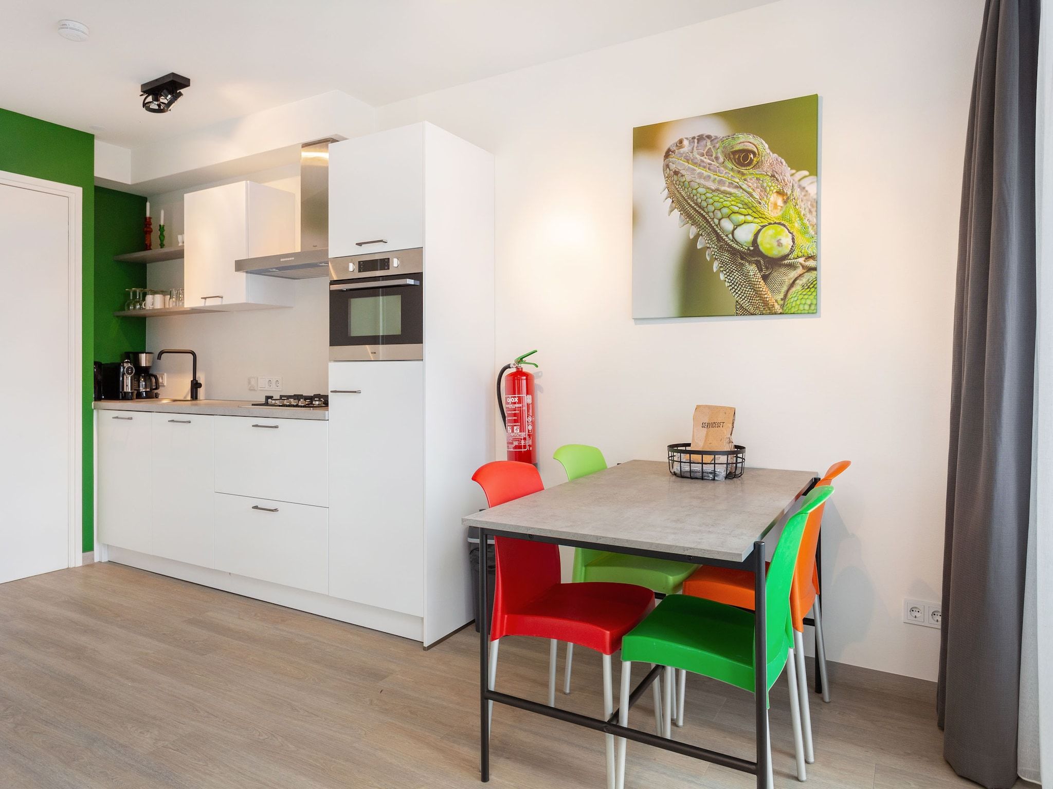 De keuken van Paviljoenwei 12-24 - begane grond in Offingawier