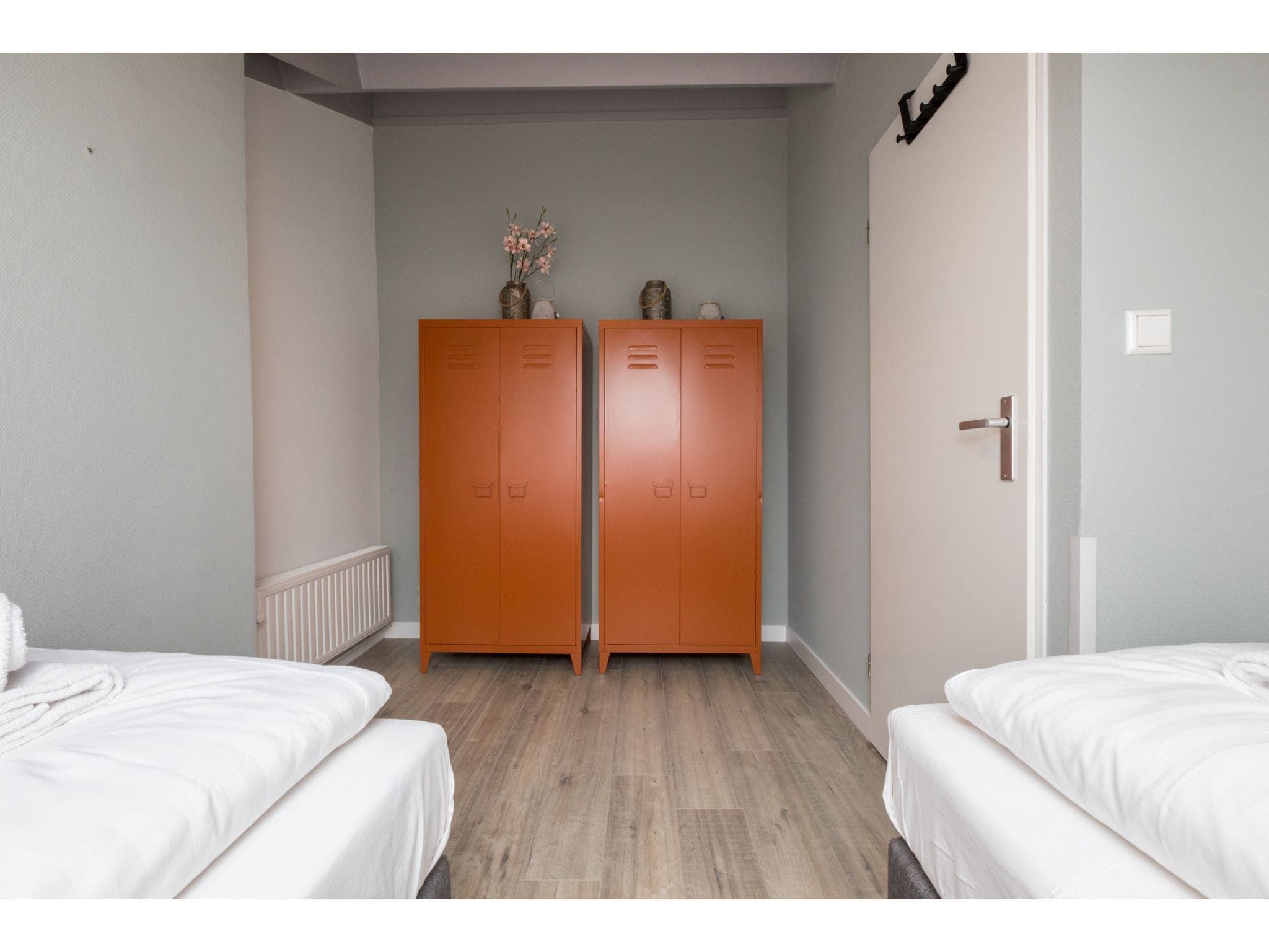 Een slaapkamer van Duinweg 18 in Zoutelande