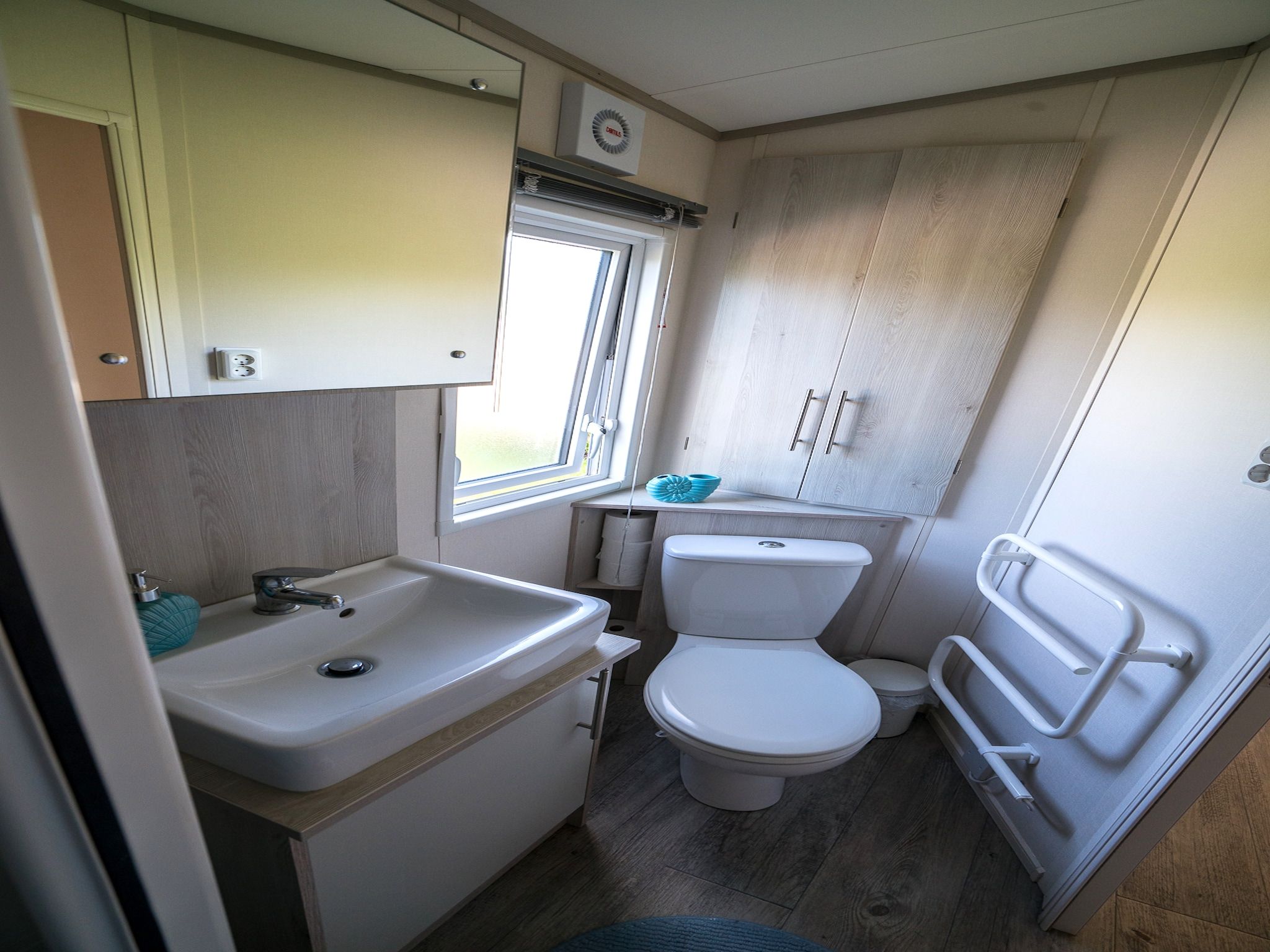 De badkamer van Good Moments Oostkapelle Zeeland in Oostkapelle