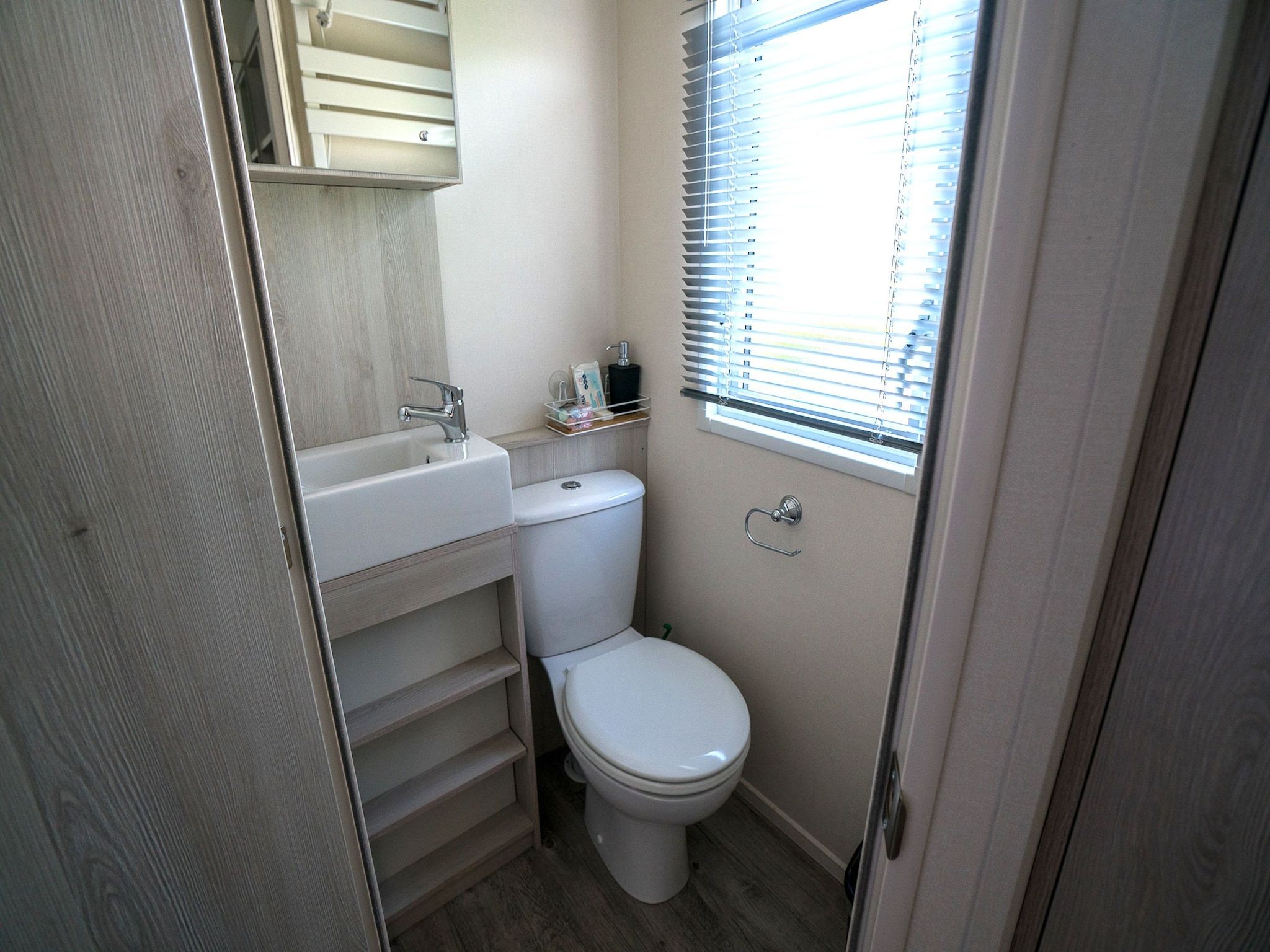 De badkamer van Good Moments Oostkapelle Zeeland in Oostkapelle