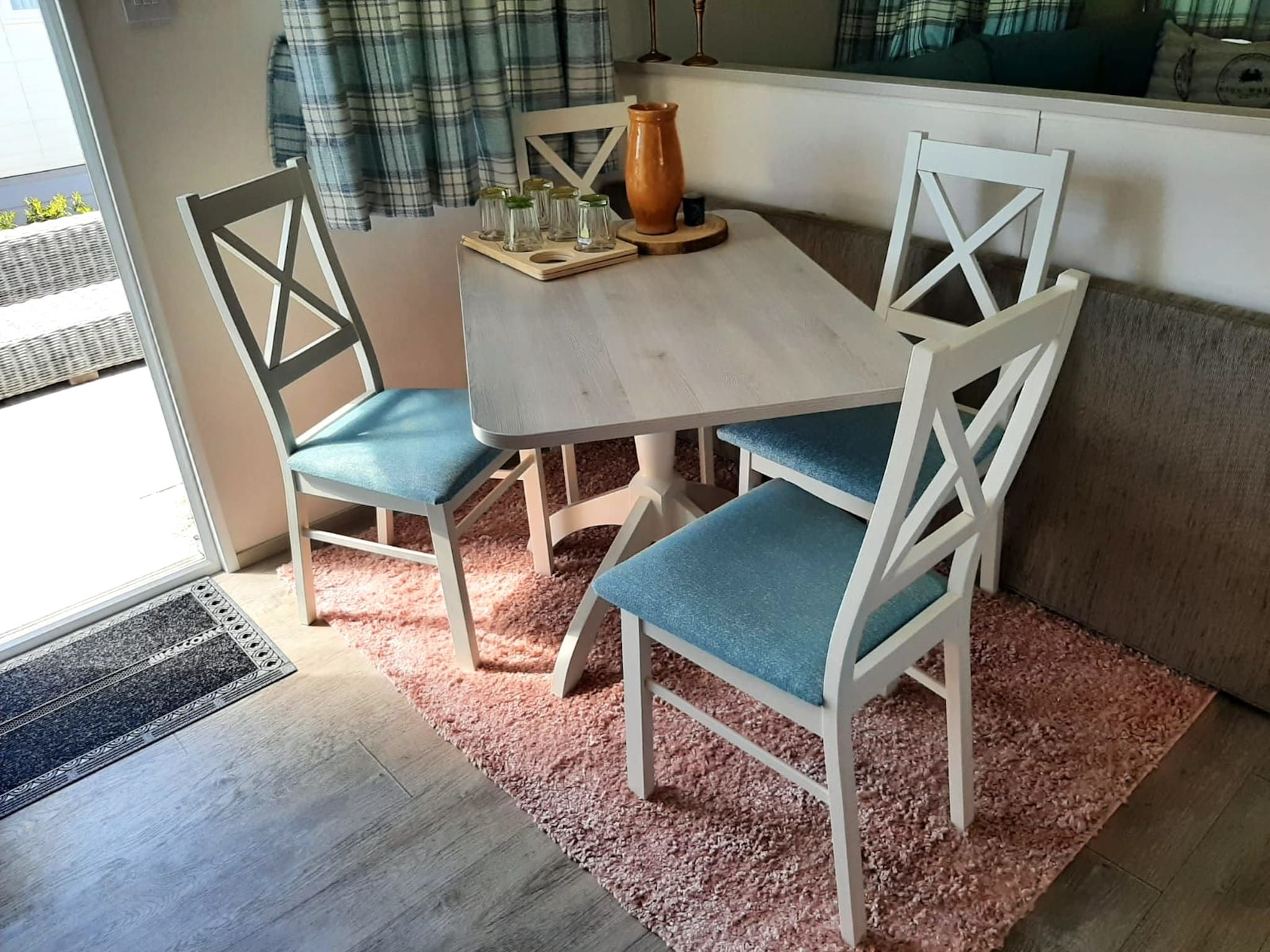 De eetkamer van Ferienwohnung Oostkapelle Zeeland M53 in Oostkapelle