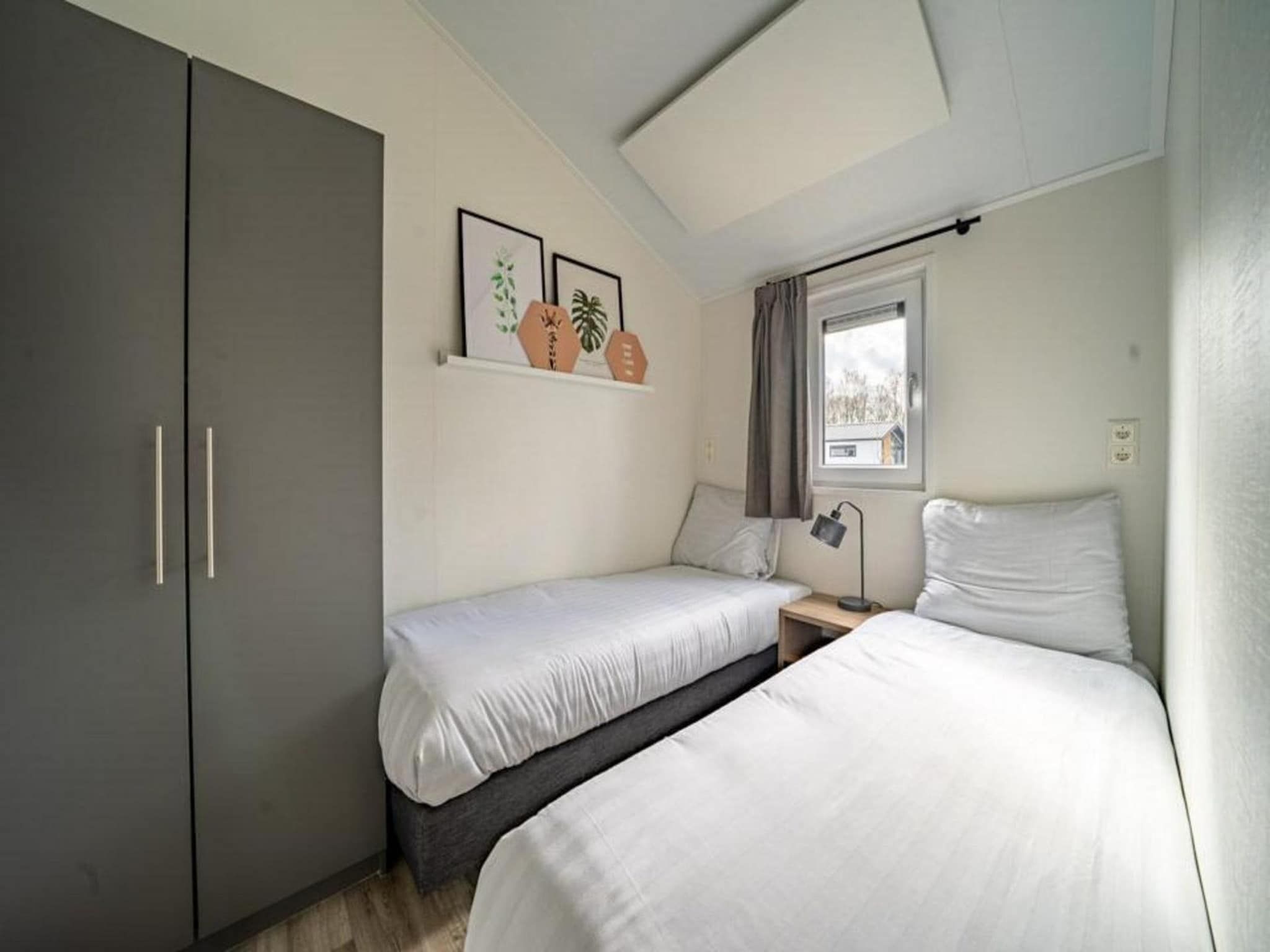 Een slaapkamer van Hackfort 6 in Kampen