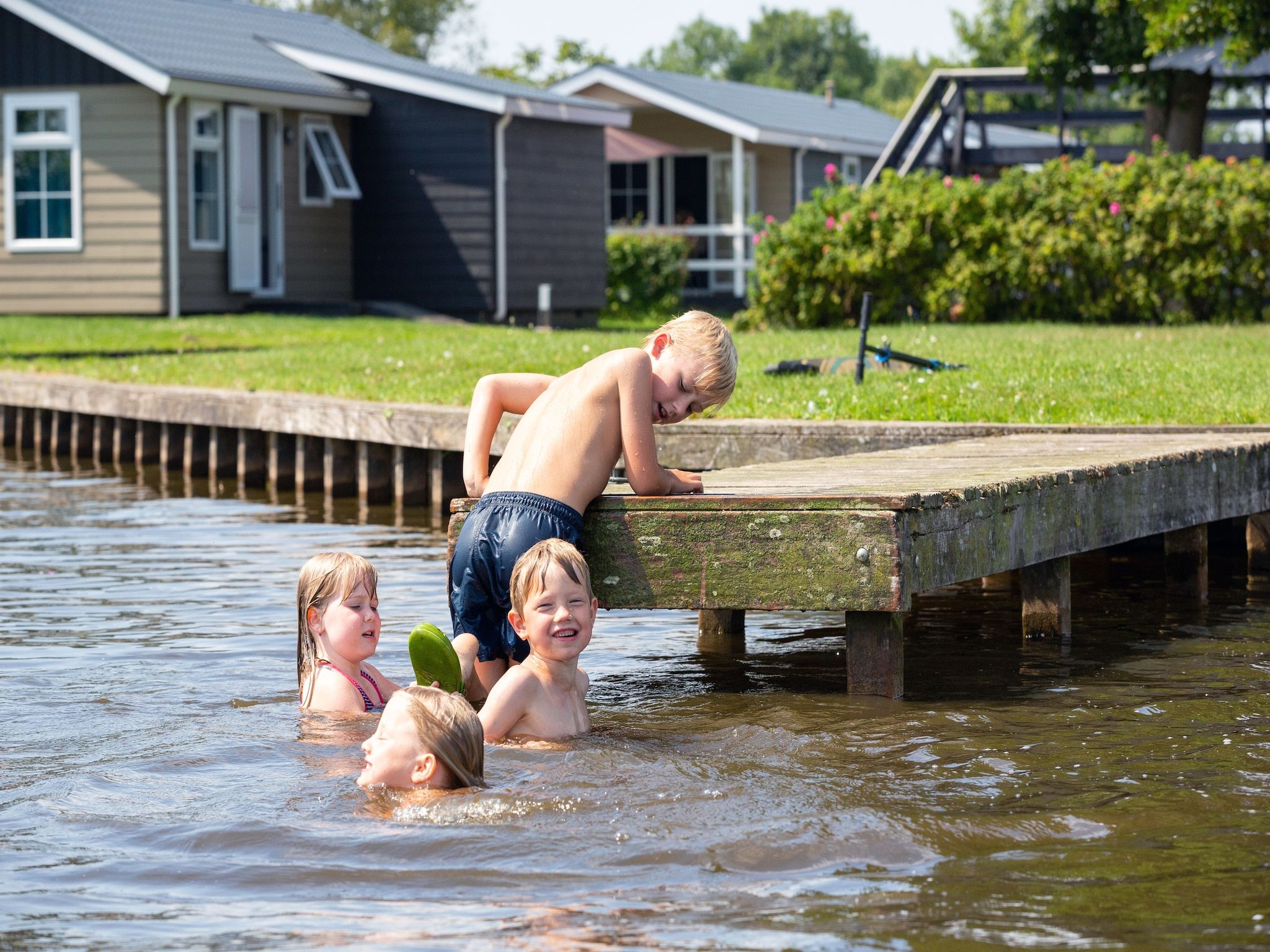 Parkfaciliteiten bij Vakantiepark Giethoorn 8 in Giethoorn