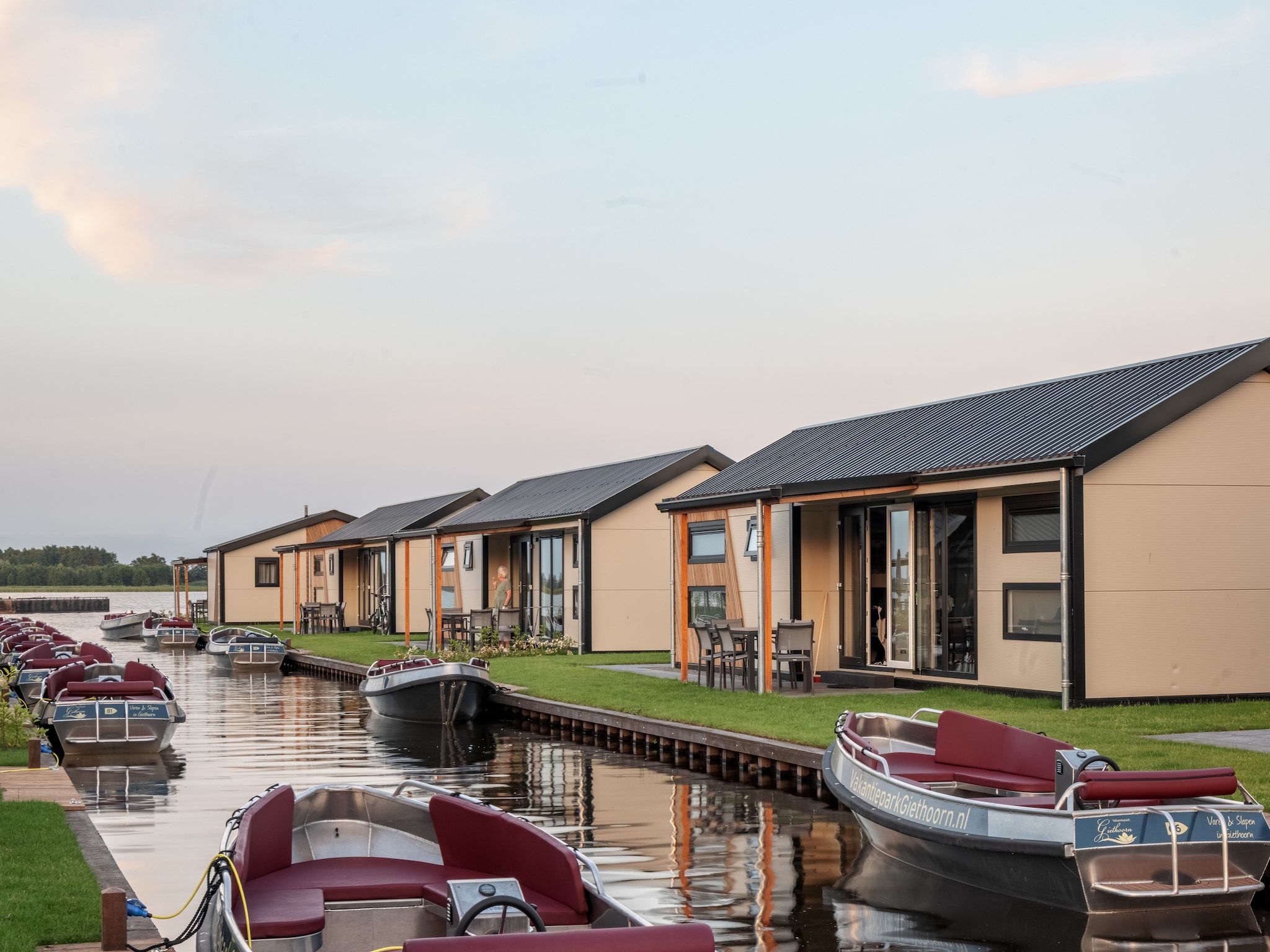 Parkfaciliteiten bij Vakantiepark Giethoorn 12 in Giethoorn