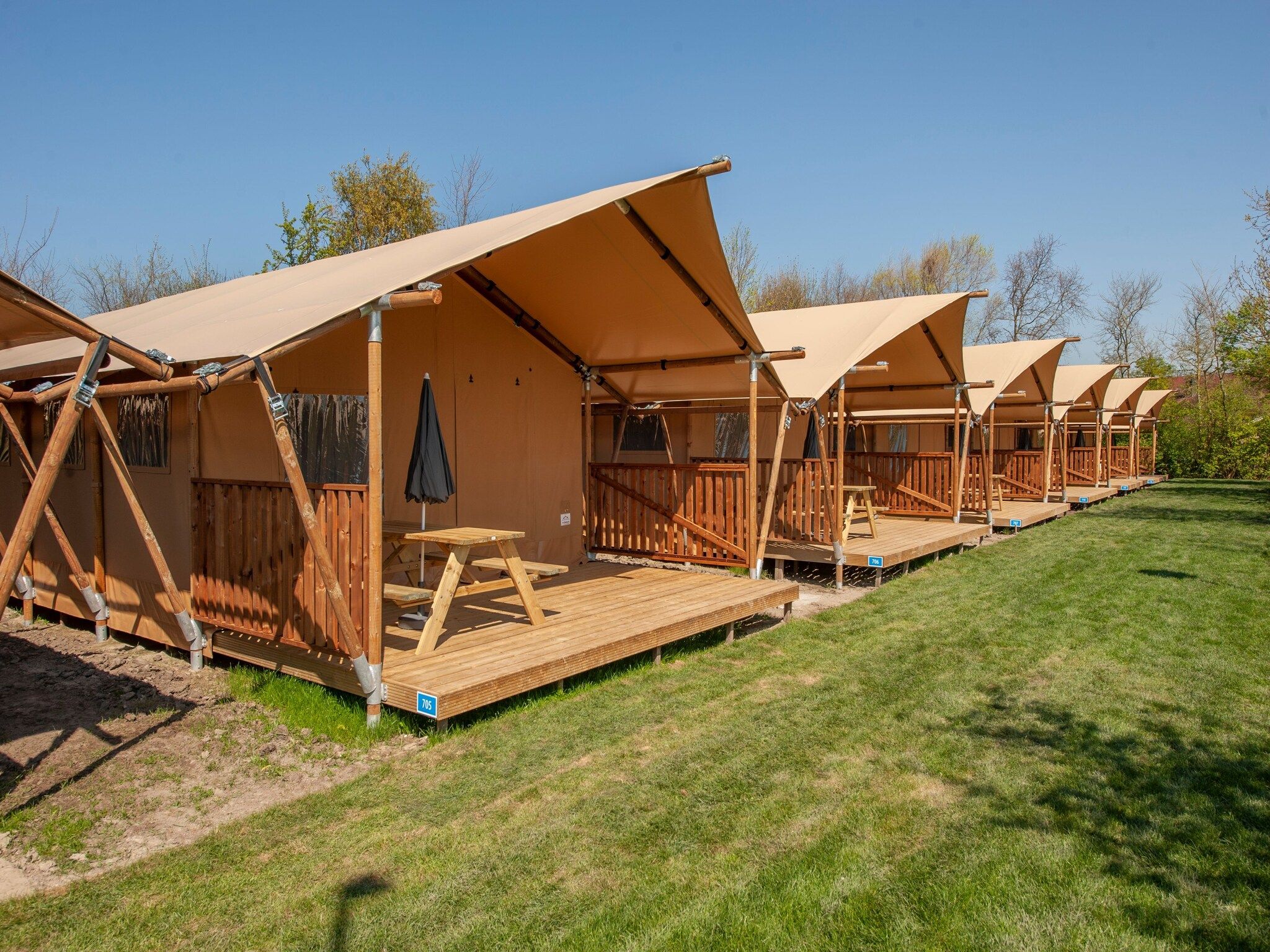 De buitenkant van Vakantiepark de Katjeskelder 22 in Oosterhout