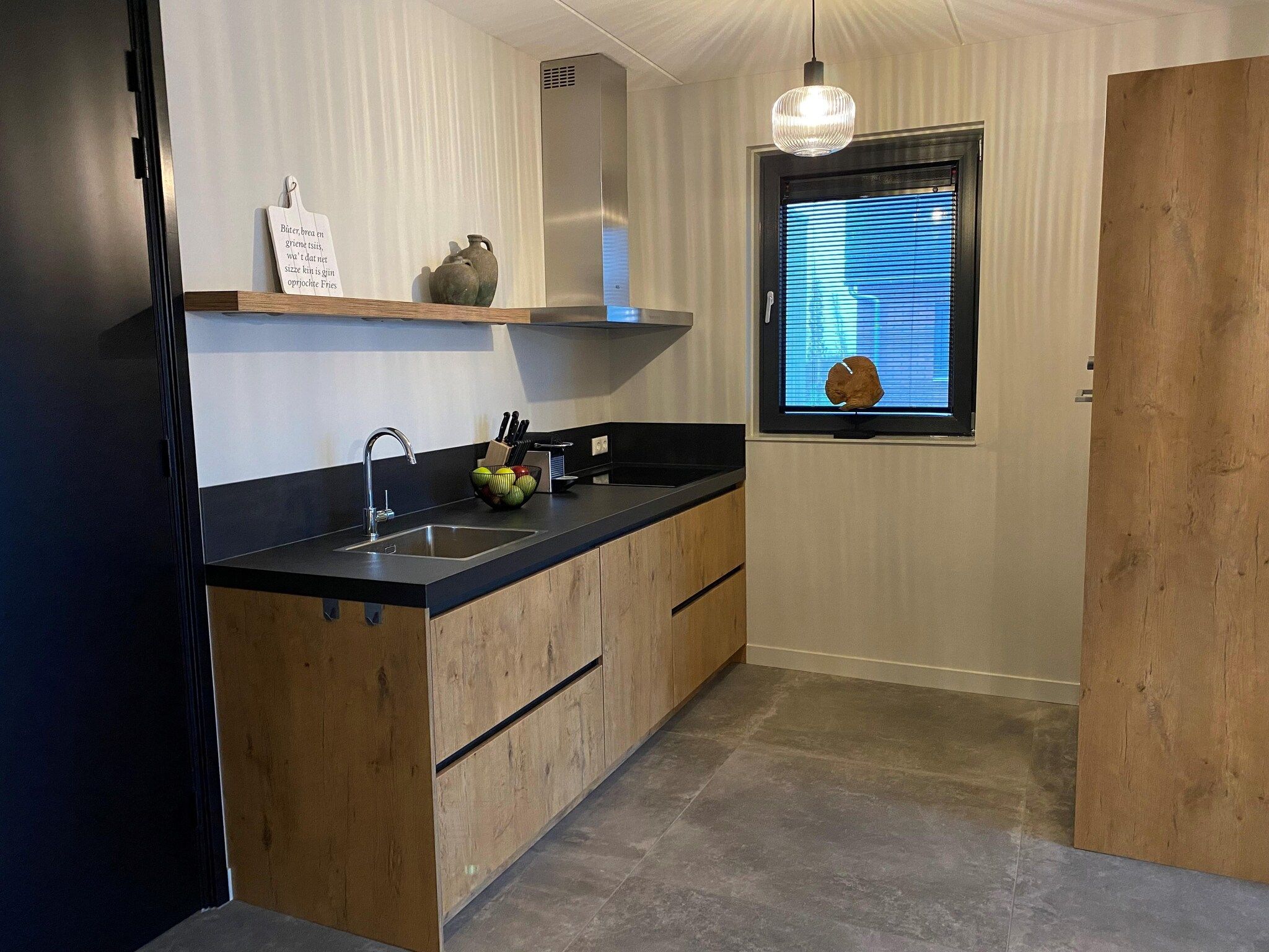 De keuken van Watervilla Twa in Balk