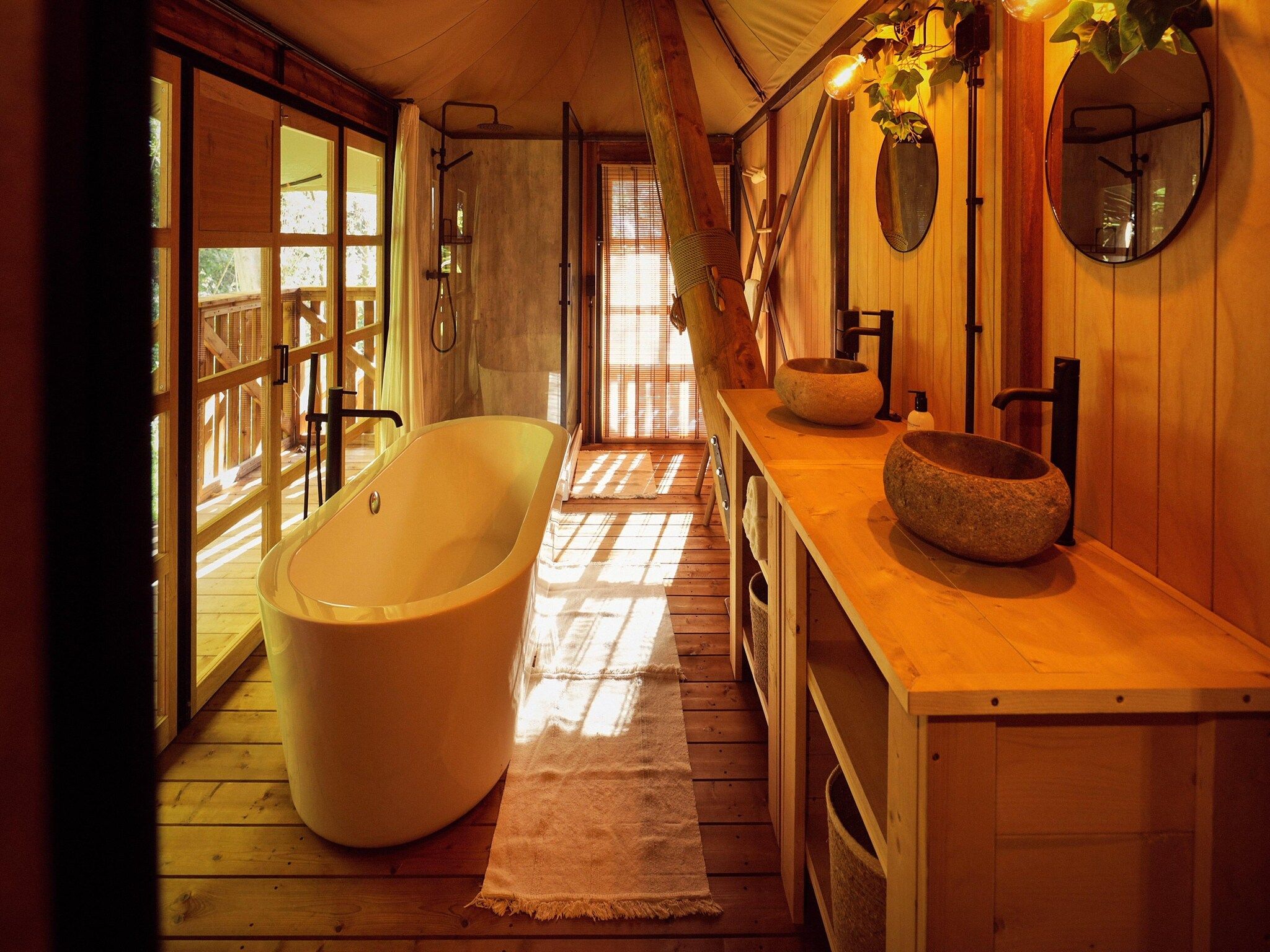 De badkamer van Resort de Parel 4 in Zeewolde