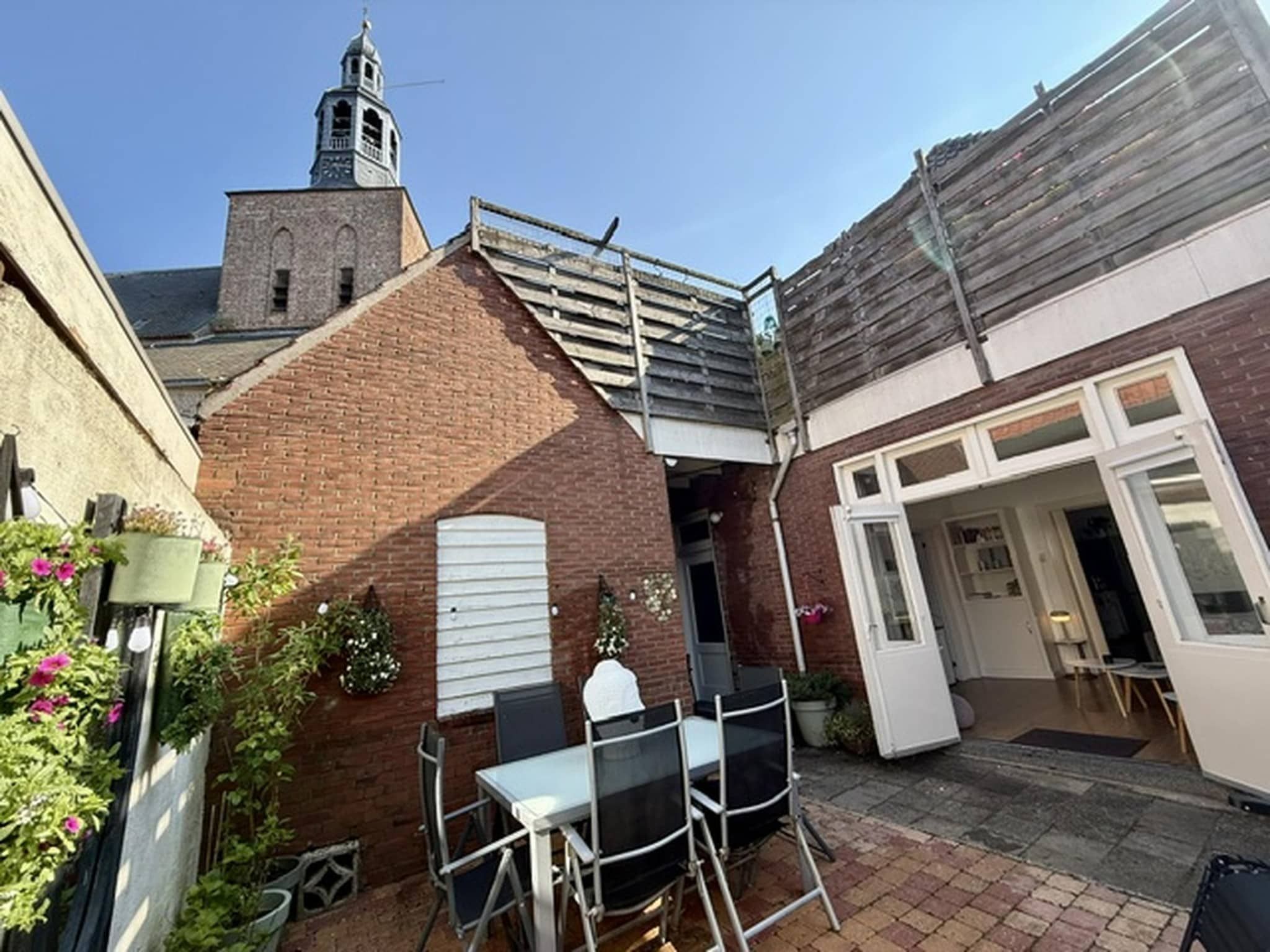 Het terras van De Mattelier in Groenlo