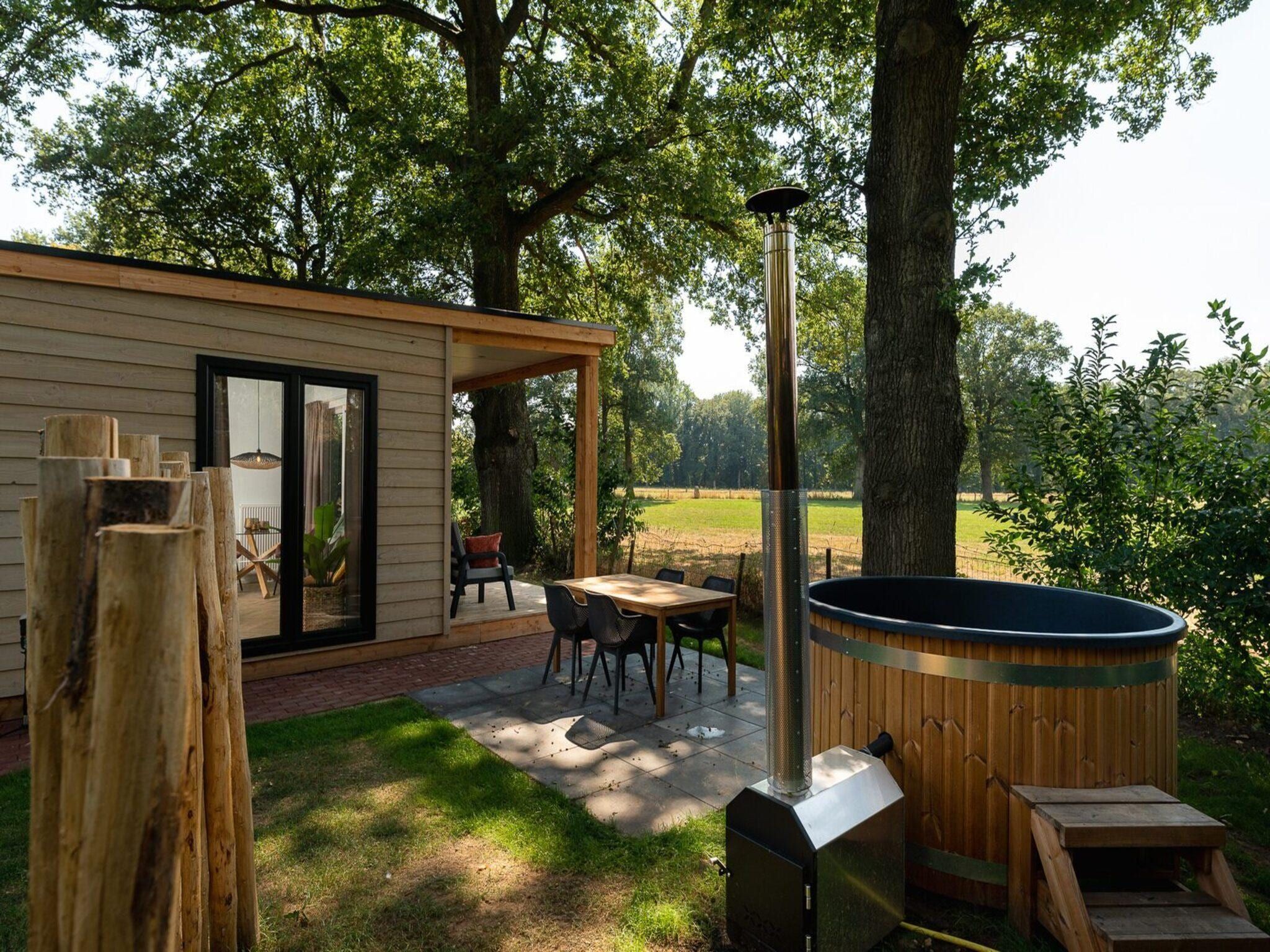 De buitenkant van Vakantiepark Mölke 30 in Zuna