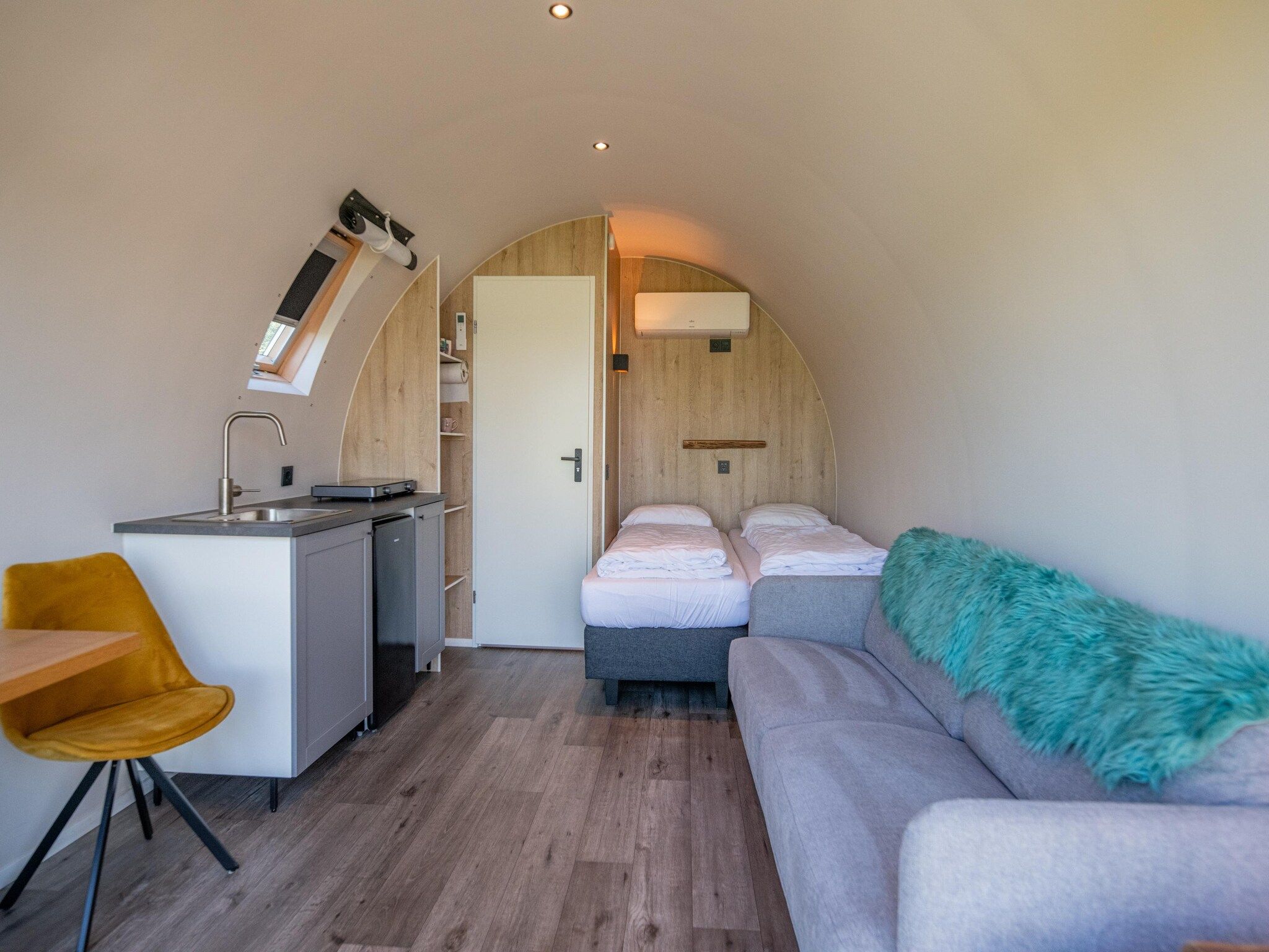 De woonkamer van Natuurlodge Tureluur 2p in Drenthe