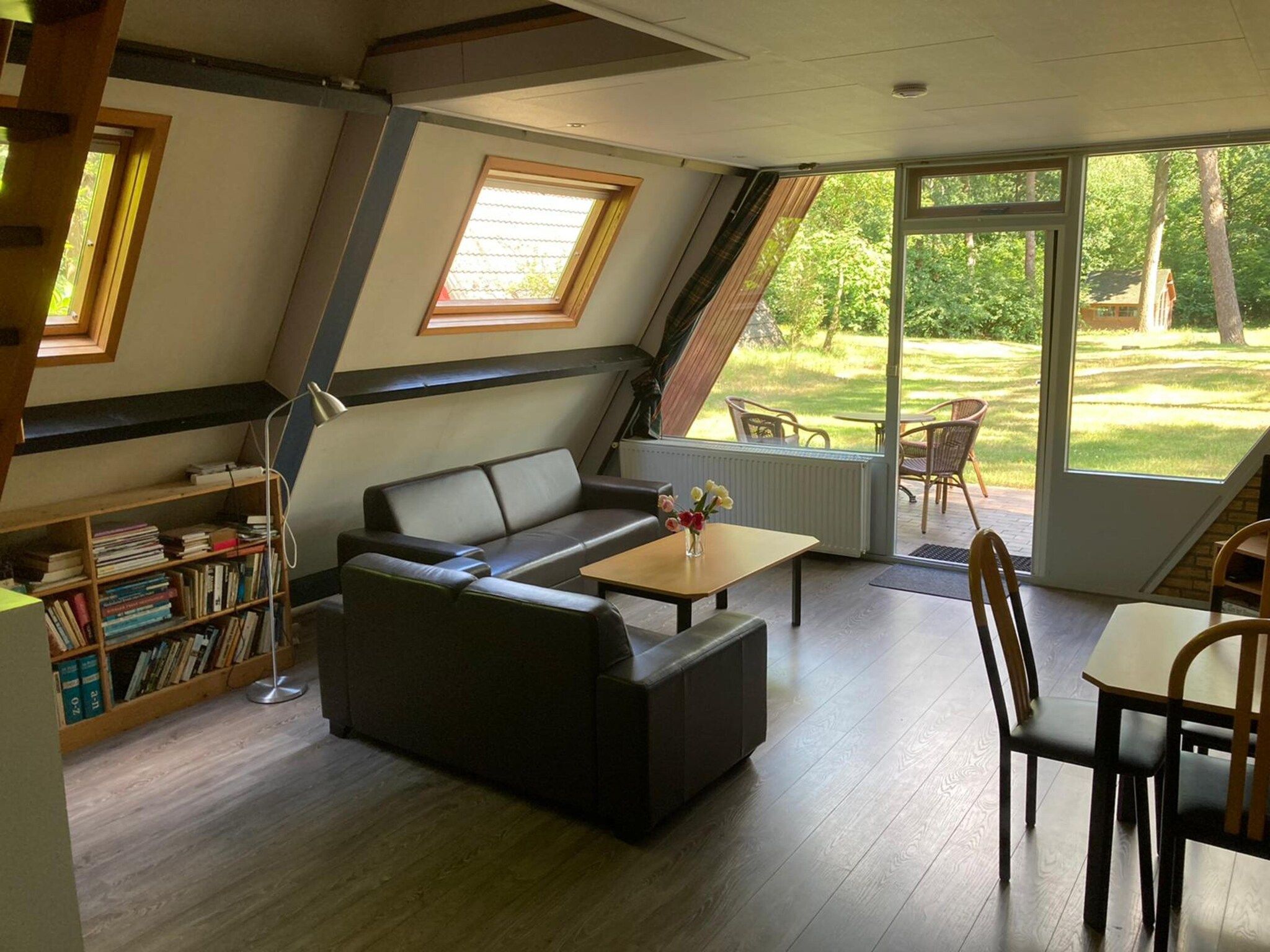 De woonkamer van Vosseven 73 Maretak in Stramproy