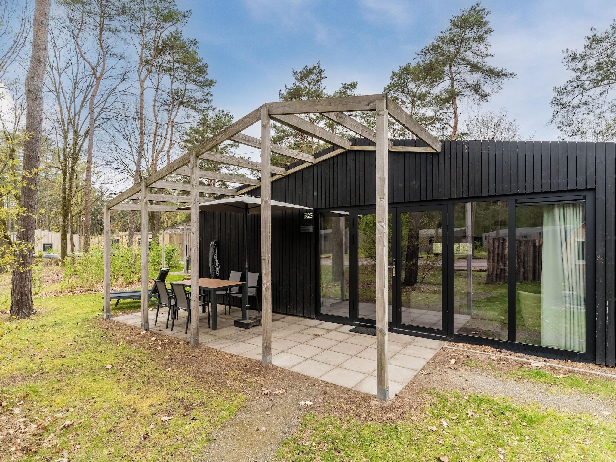 Het terras van Bospark 't Wolfsven 17 in Mierlo