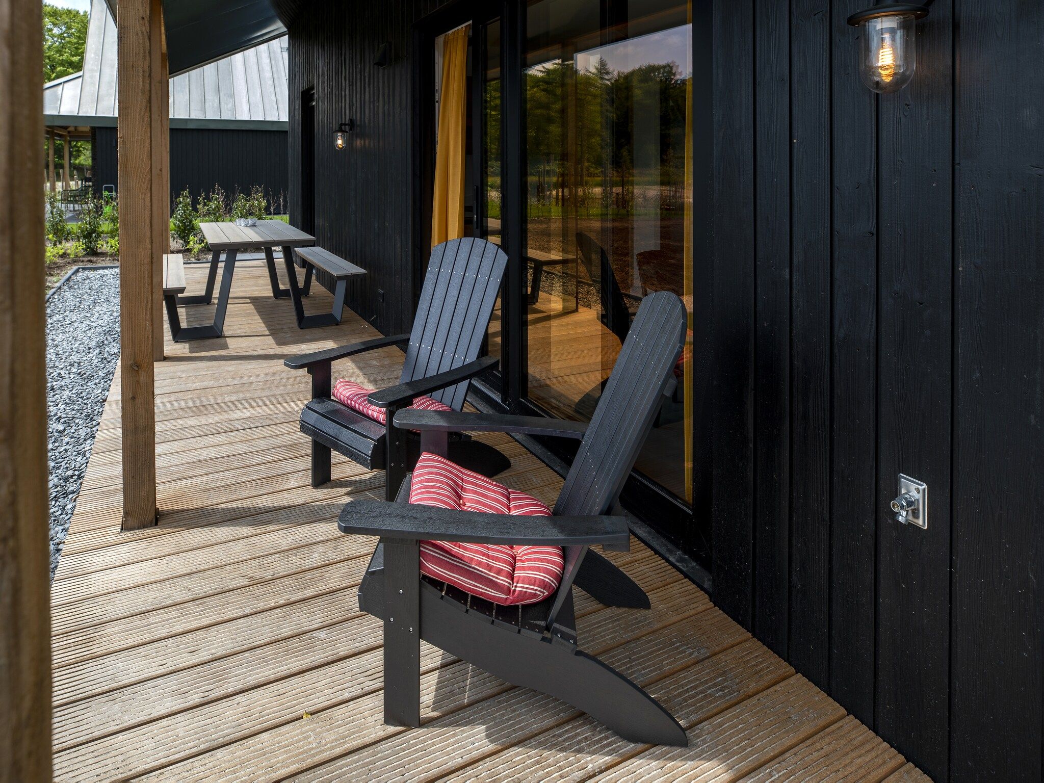 Het terras van Landgoed Eysinga State 5 in Sint Nicolaasga