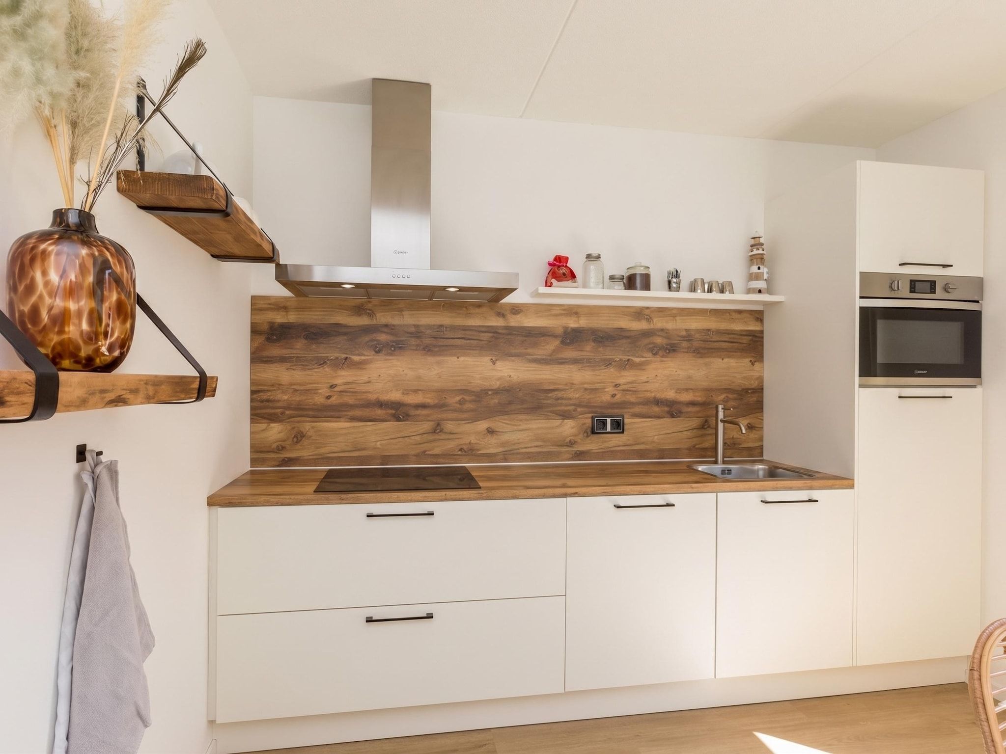 De keuken van Brouwersbuurt 23a  Domburg in Domburg
