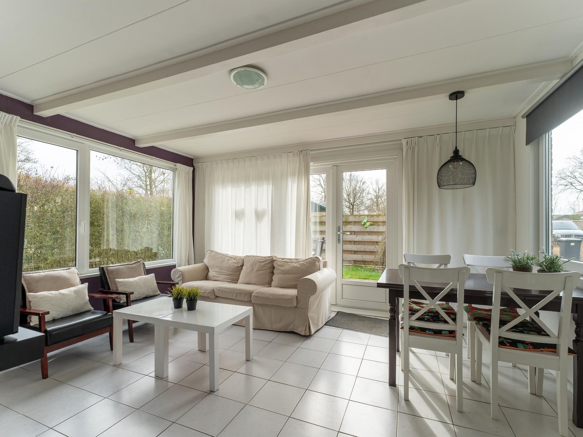 De woonkamer van Scheldeoord 97 in Baarland