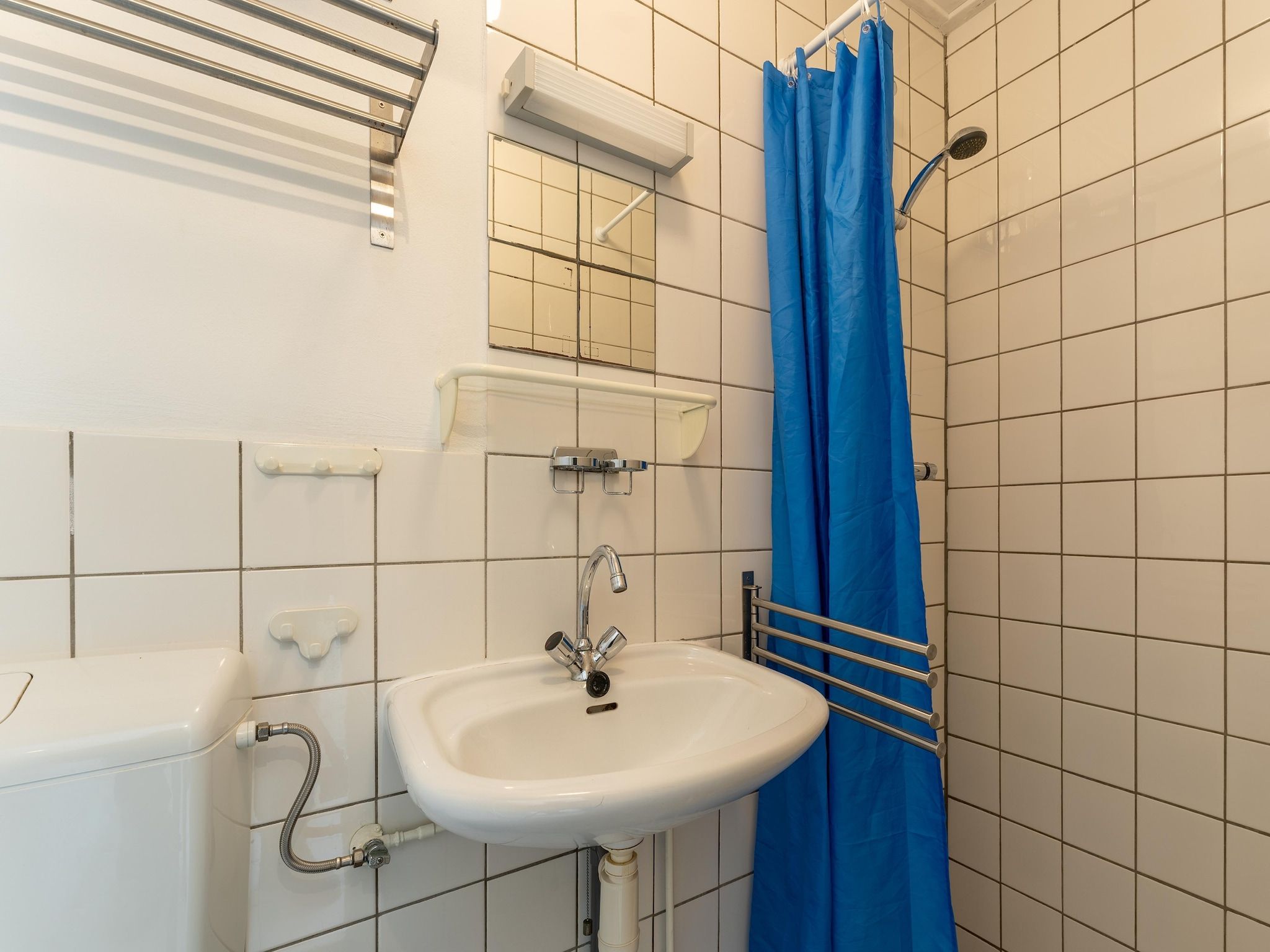 De badkamer van Scheldeoord 97 in Baarland