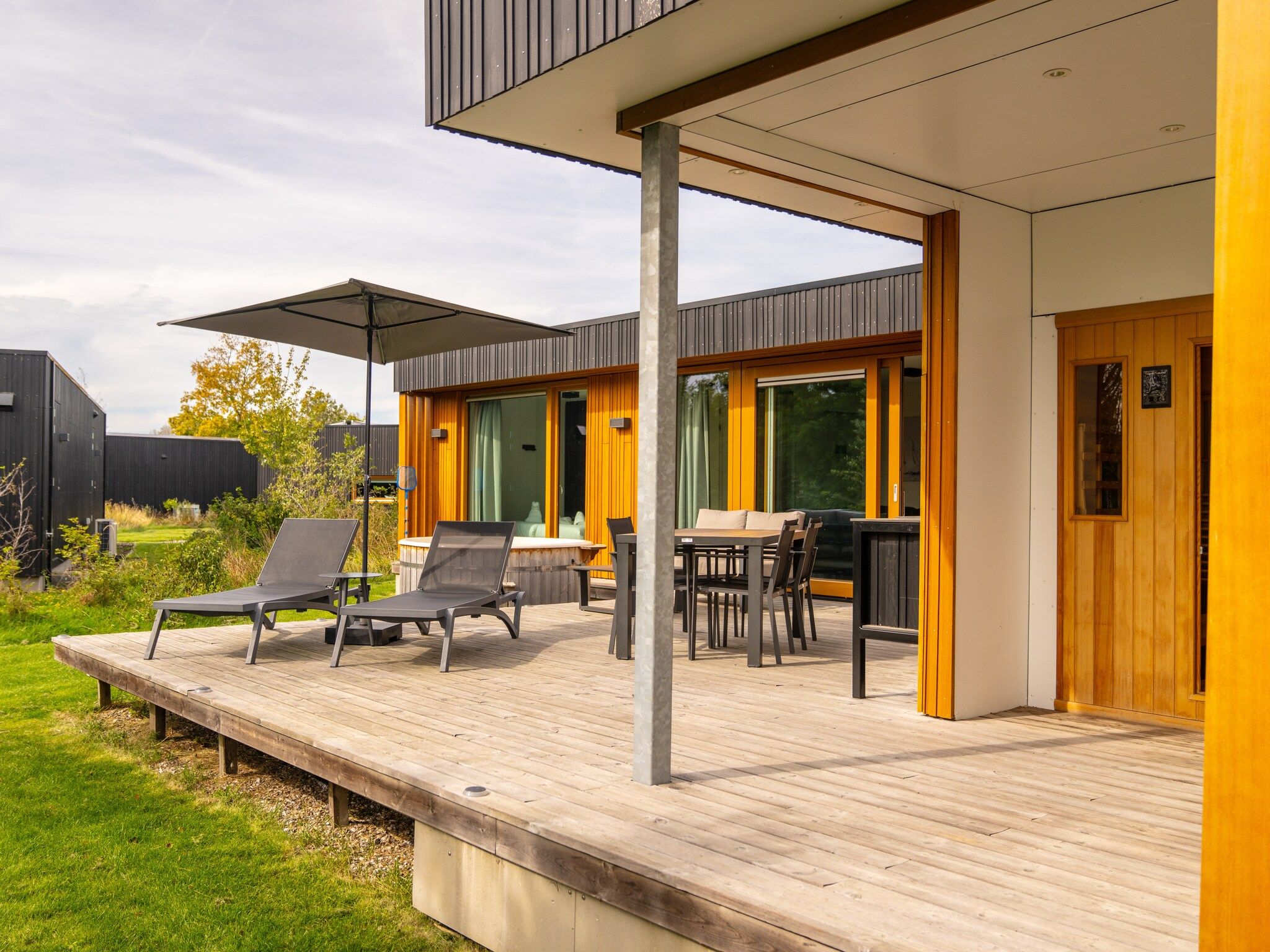 Parkfaciliteiten bij Beach Resort Brouwersdam 3 in Scharendijke