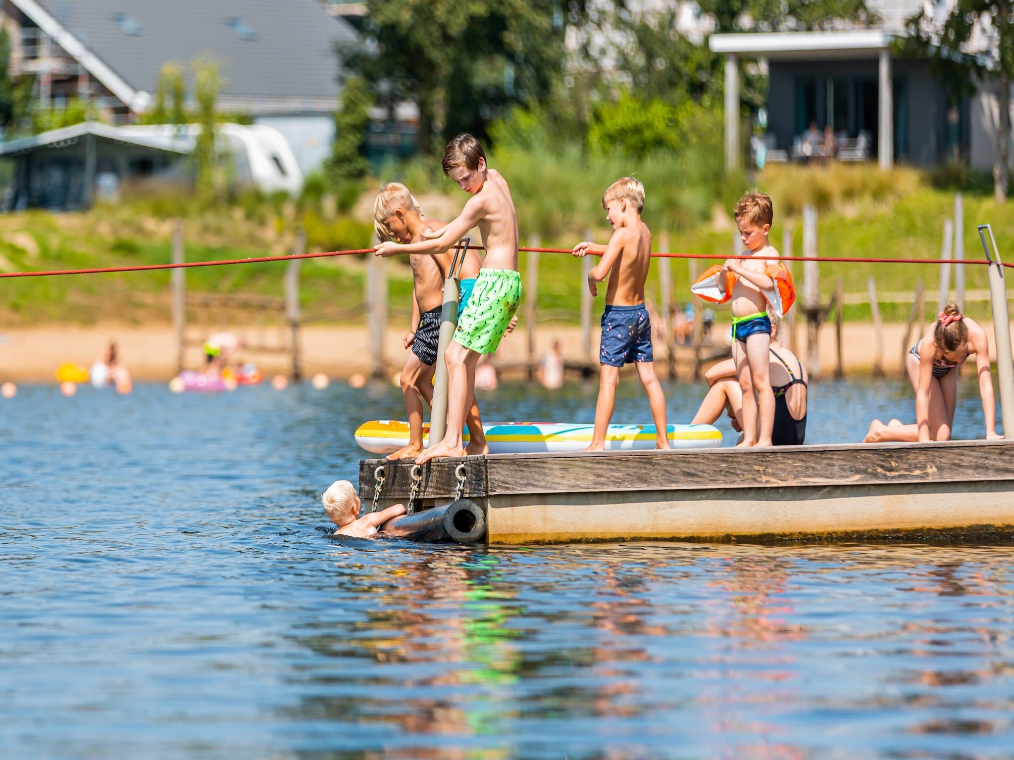 Parkfaciliteiten bij Vakantiepark Leukermeer 3 in Well