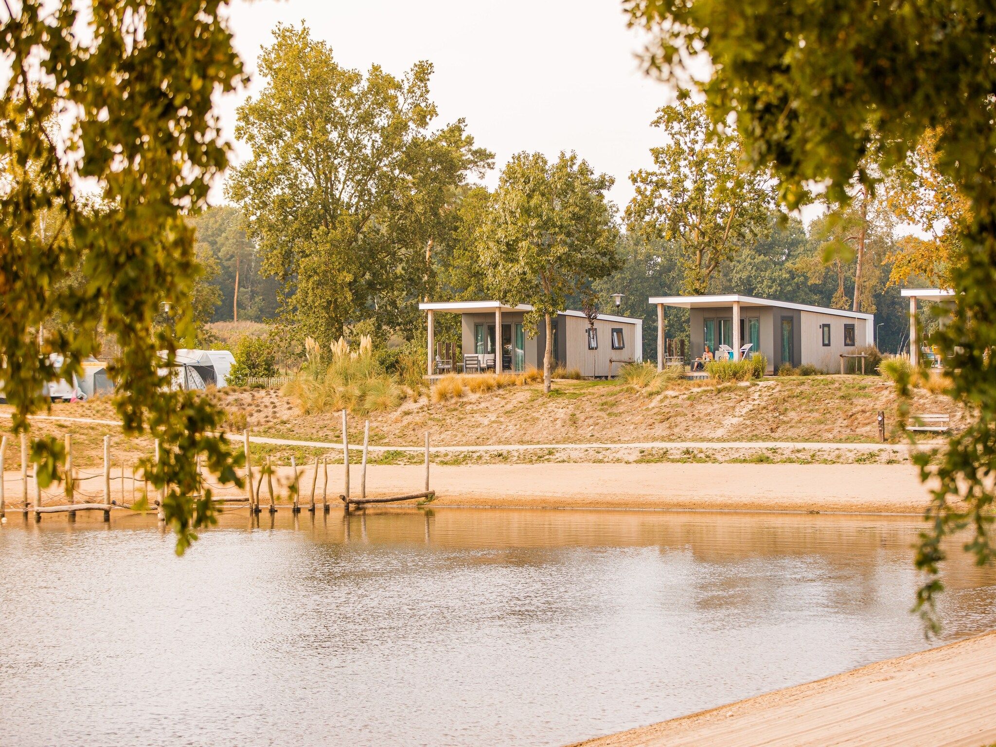 De buitenkant van Vakantiepark Leukermeer 9 in Well