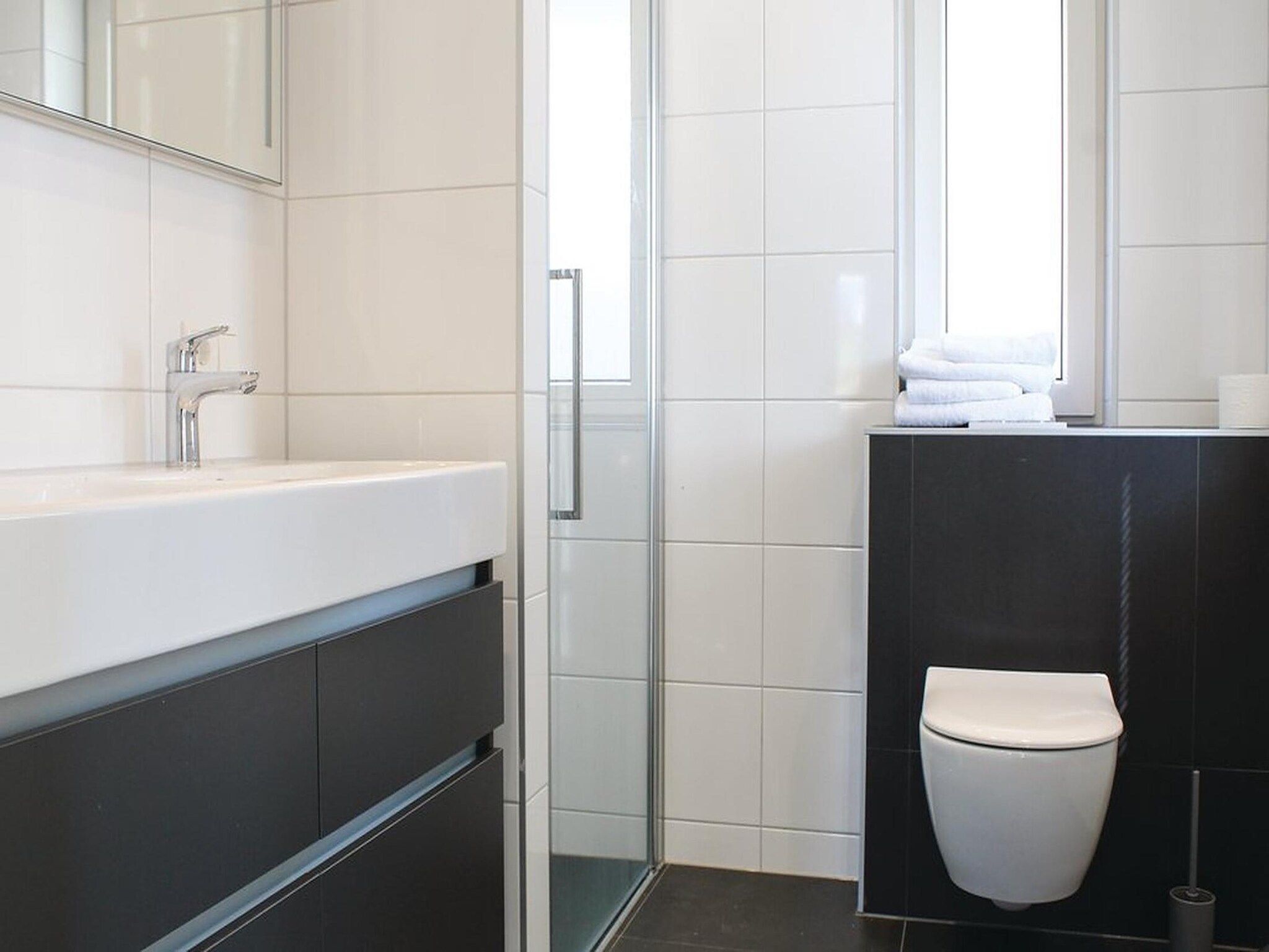 De badkamer van Recreatiepark Idskenhuizen 6 in Idskenhuizen