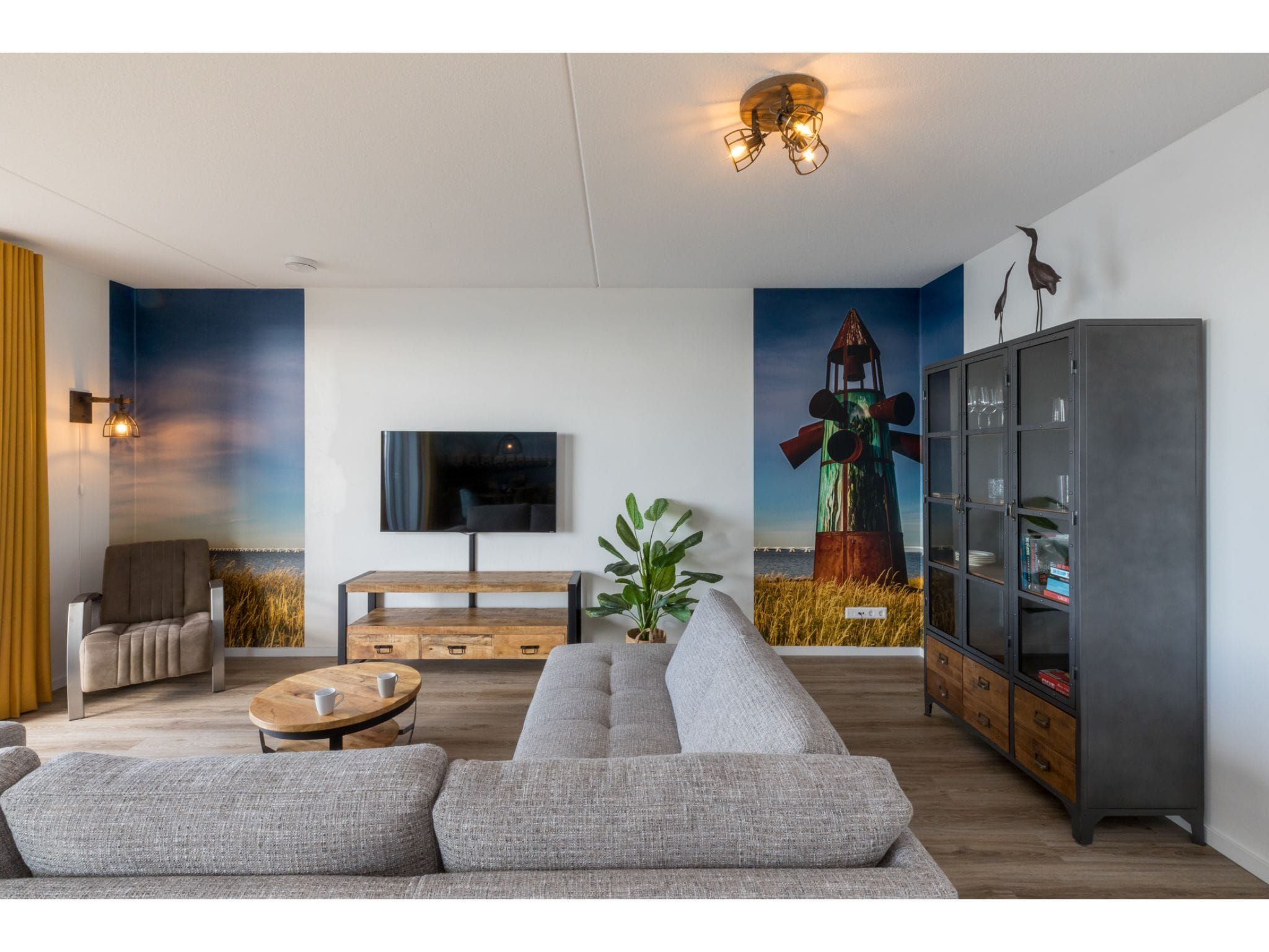 De woonkamer van De Zeester Gorishoeksedijk 41 in Scherpenisse
