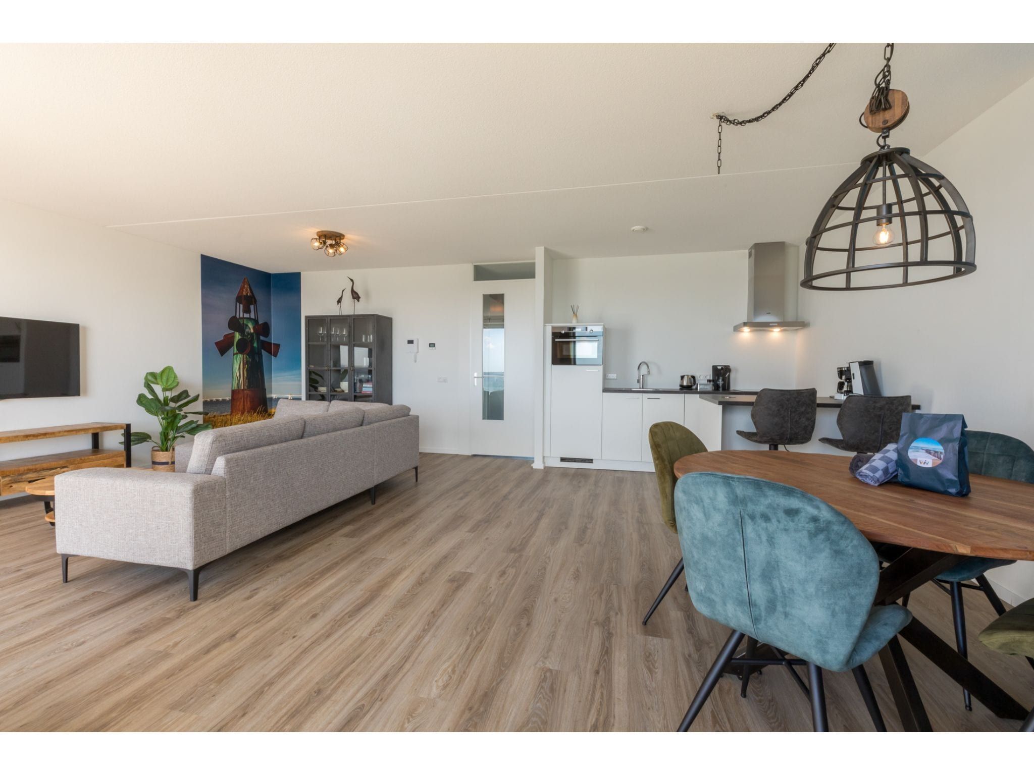 De woonkamer van De Zeester Gorishoeksedijk 41 in Scherpenisse