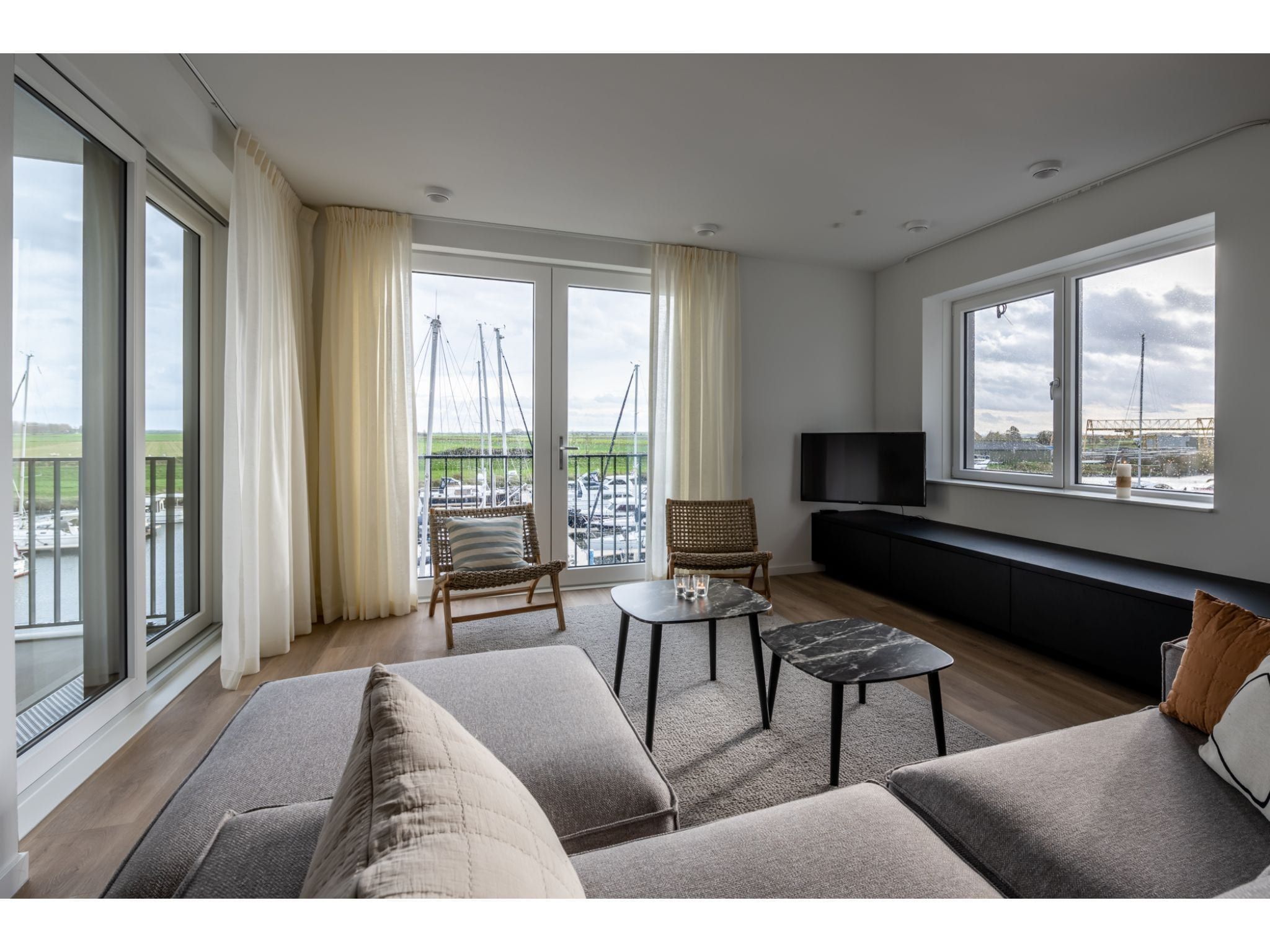 De woonkamer van Harbour  2E Loft wellness 6 personen in Kamperland