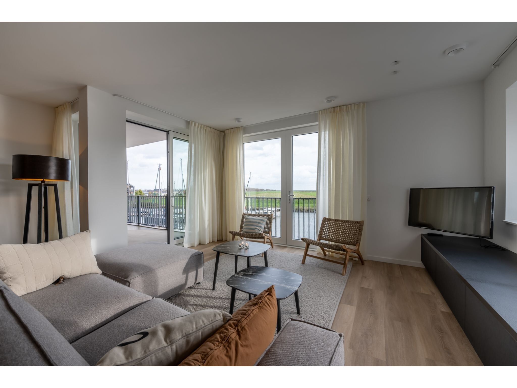 De woonkamer van Harbour  2E Loft wellness 6 personen in Kamperland
