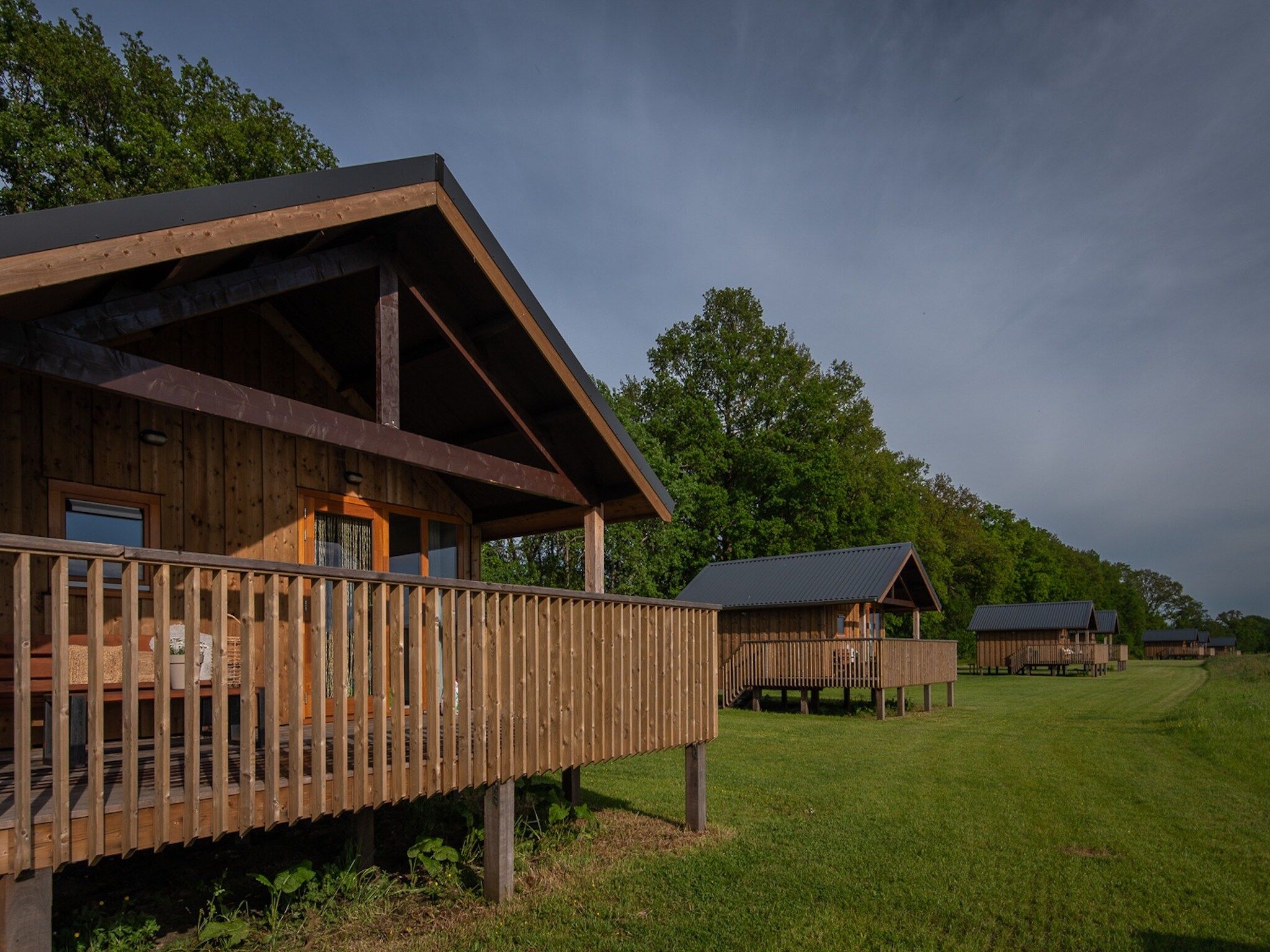 De buitenkant van Acker Lodges 1 in Ruinerwold