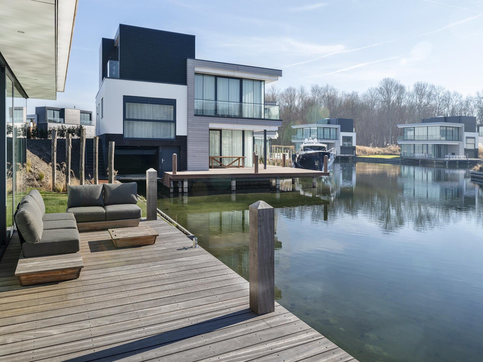 Het uitzicht vanaf Harbour Village 15 in Arnemuiden
