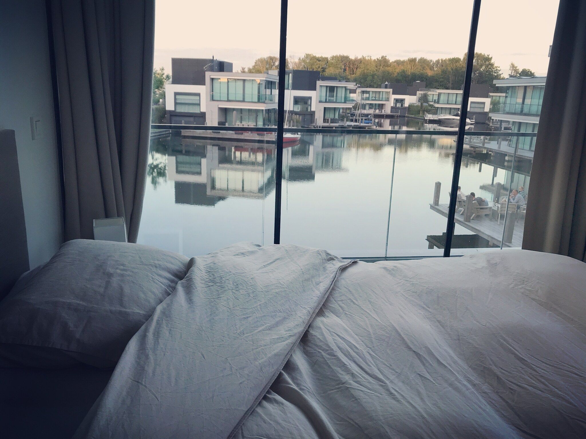 Een slaapkamer van Harbour Village 15 in Arnemuiden