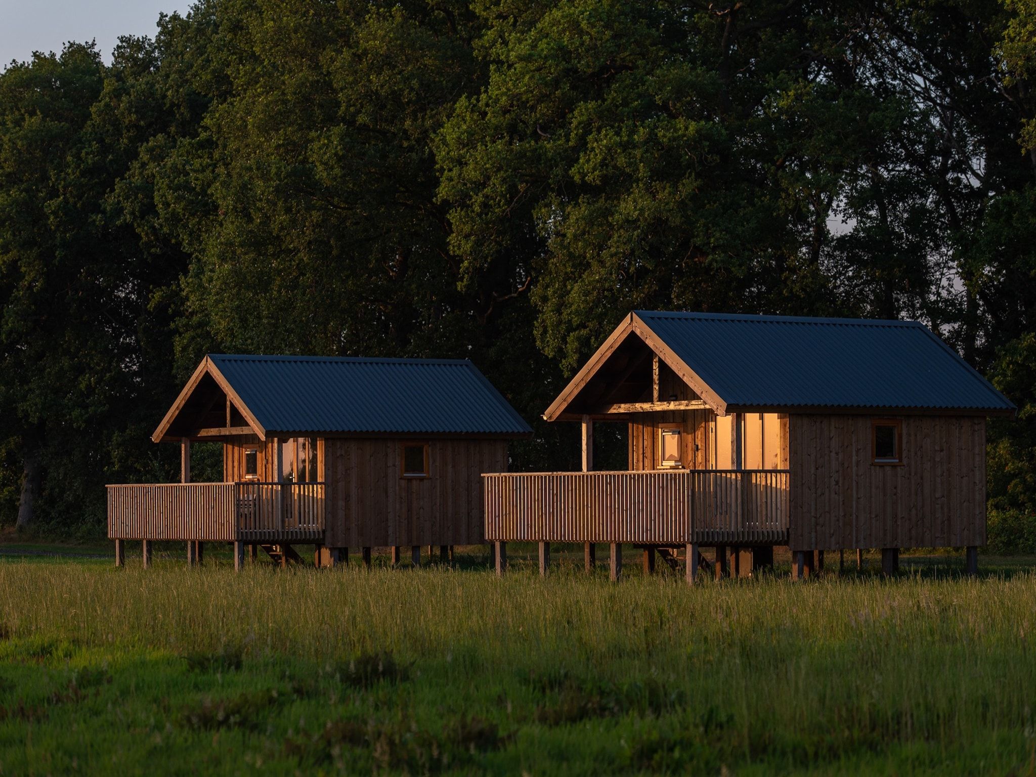 De buitenkant van Acker Lodges 2 in Ruinerwold