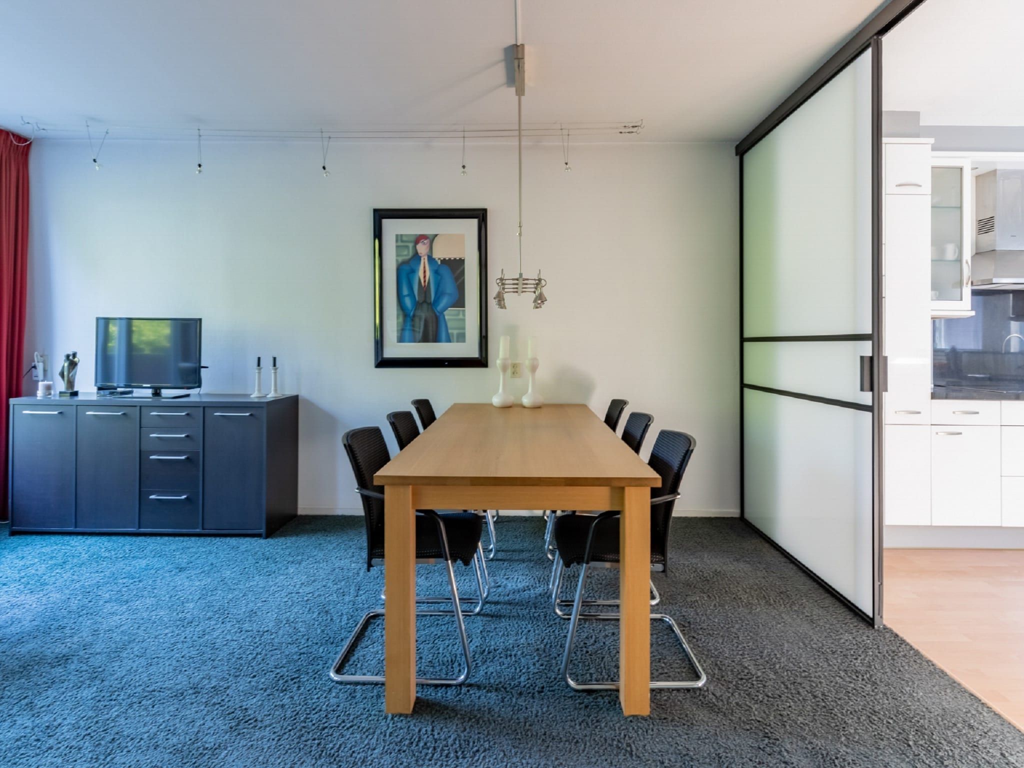 De eetkamer van Zon Amour in Alkmaar