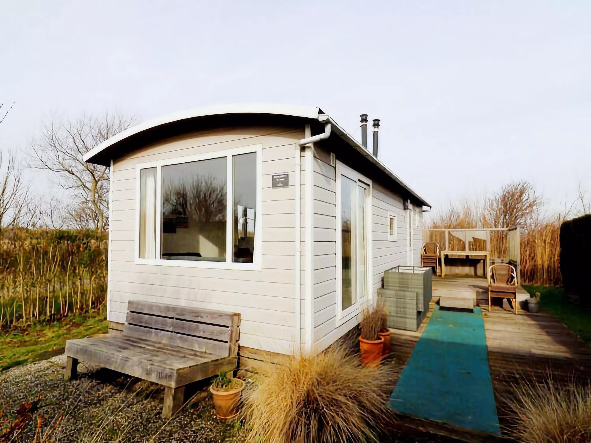 De buitenkant van Duinchalet in Hollum